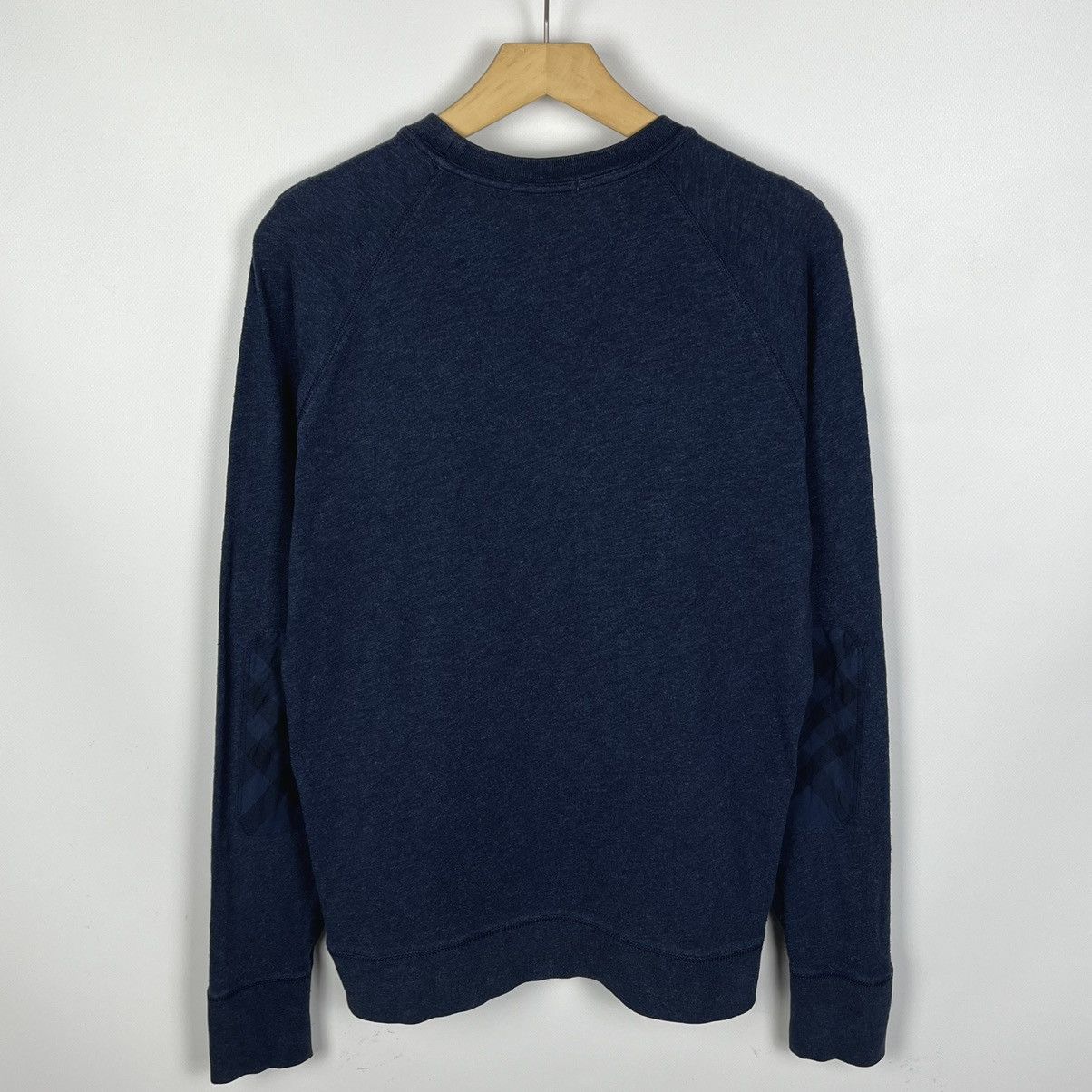Burberry Luxury Burberry Brit Elbow Patch Checkered Sweater Size US M / EU 48-50 / 2 - 19 Thumbnail