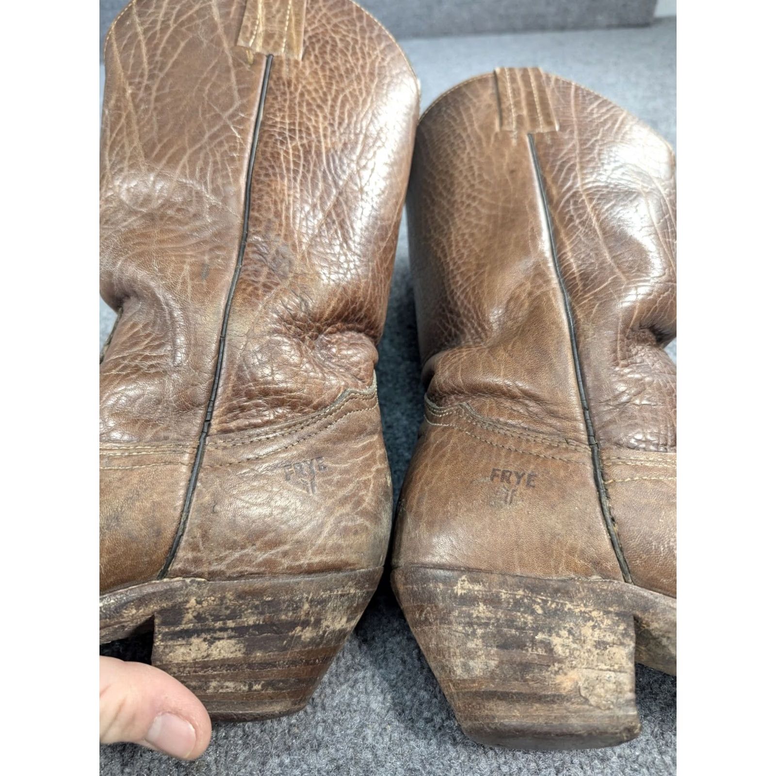 Frye VINTAGE FRYE Boots 3239 Men’s 9.5 D Brown Leather Cowboy Boots RARE USA Frye 3239 Western Cowboy Leather Brown Men 9.5 D USA Vintage Boots Size US 10 / EU 43 - 4 Thumbnail