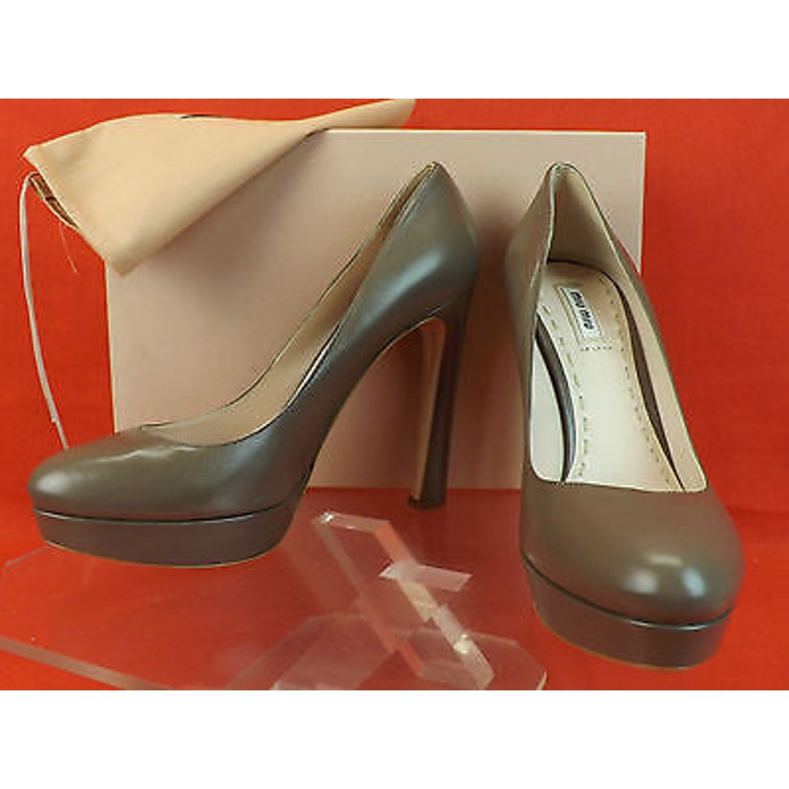 Miu Miu PASTEL CLAY LEATHER CLASSIC PLATFORM PUMPS 39.5 9 $600 Size US 9.5 / IT 39.5 - 2 Thumbnail