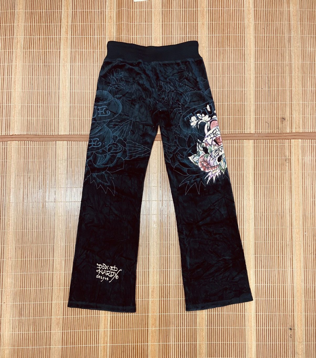 Ed Hardy ED HARDY TRUE LOVE VELVET SWEATPANTS Size 26" / US 2 / IT 38 - 2 Thumbnail