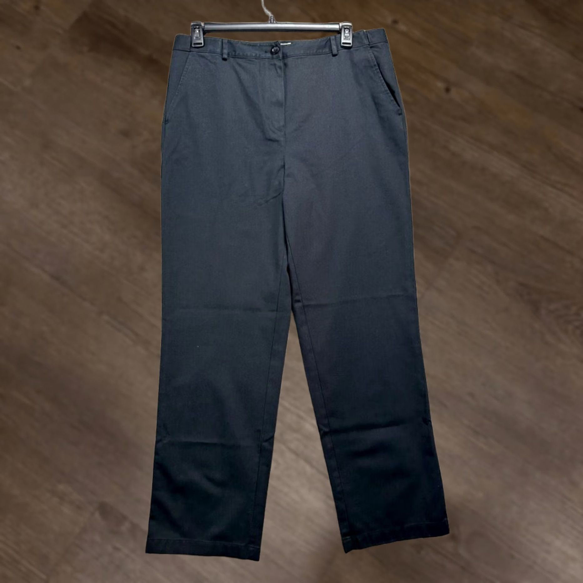 Vintage L.L. Bean Pants Women 16 Medium Tall Black Classic Fit Straight Khaki NEW Ladies Pants Women's 16W Plus 36x31.5 Casual Preppy Mens Womens Boys Girls Size 38" / US 16 / IT 52 - 1 Thumbnail