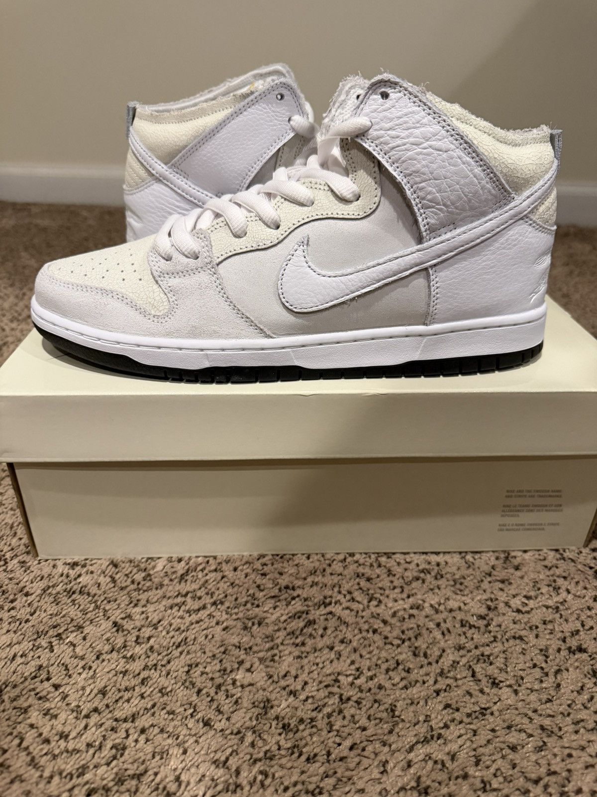 Nike SB Nike SB Dunk High Antihero Size US 10.5 / EU 43-44 - 2 Thumbnail