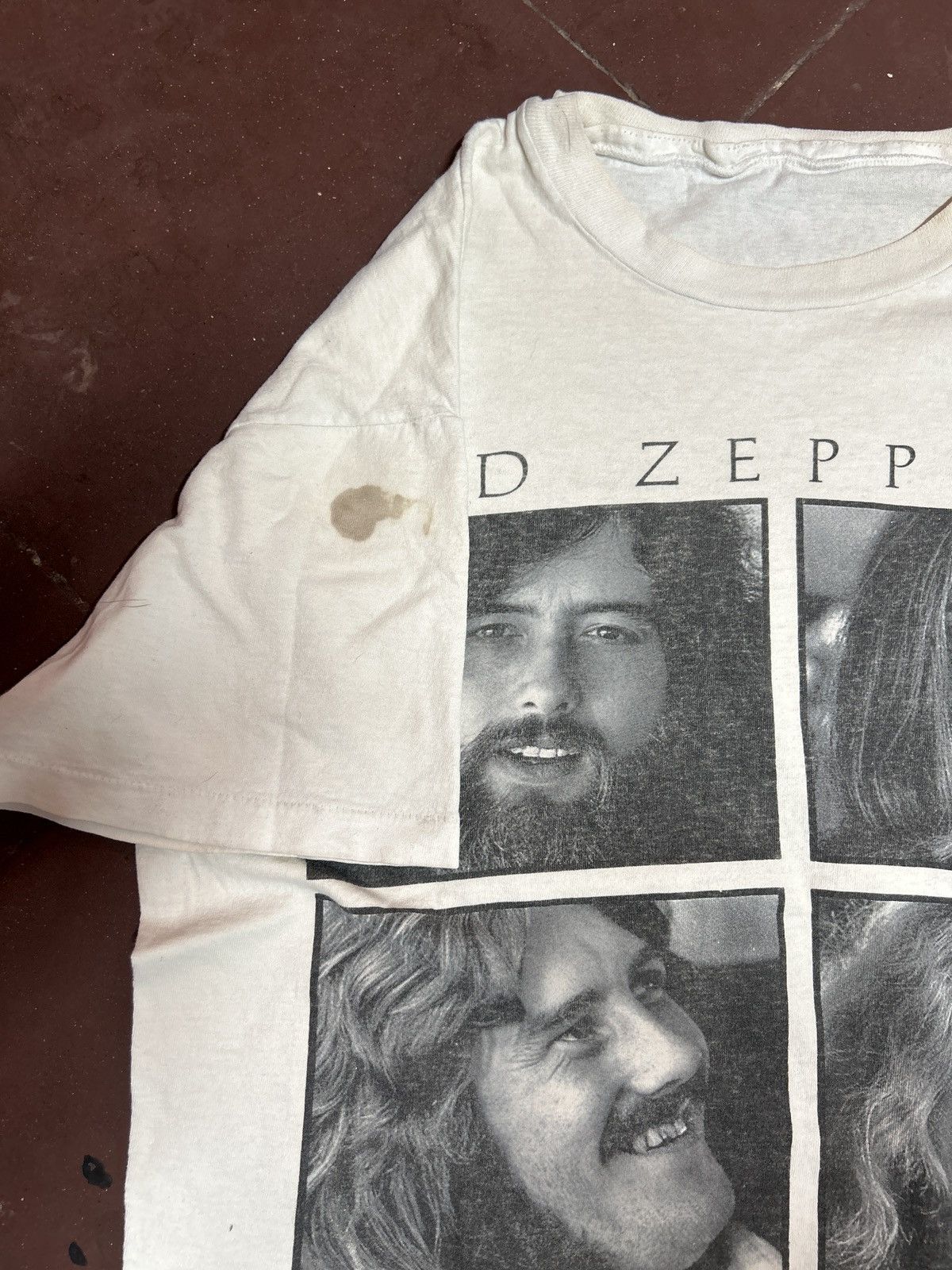 Band Tees × Led Zeppelin × Vintage 1993 led zepellin portrait tee Size US L / EU 52-54 / 3 - 4 Thumbnail
