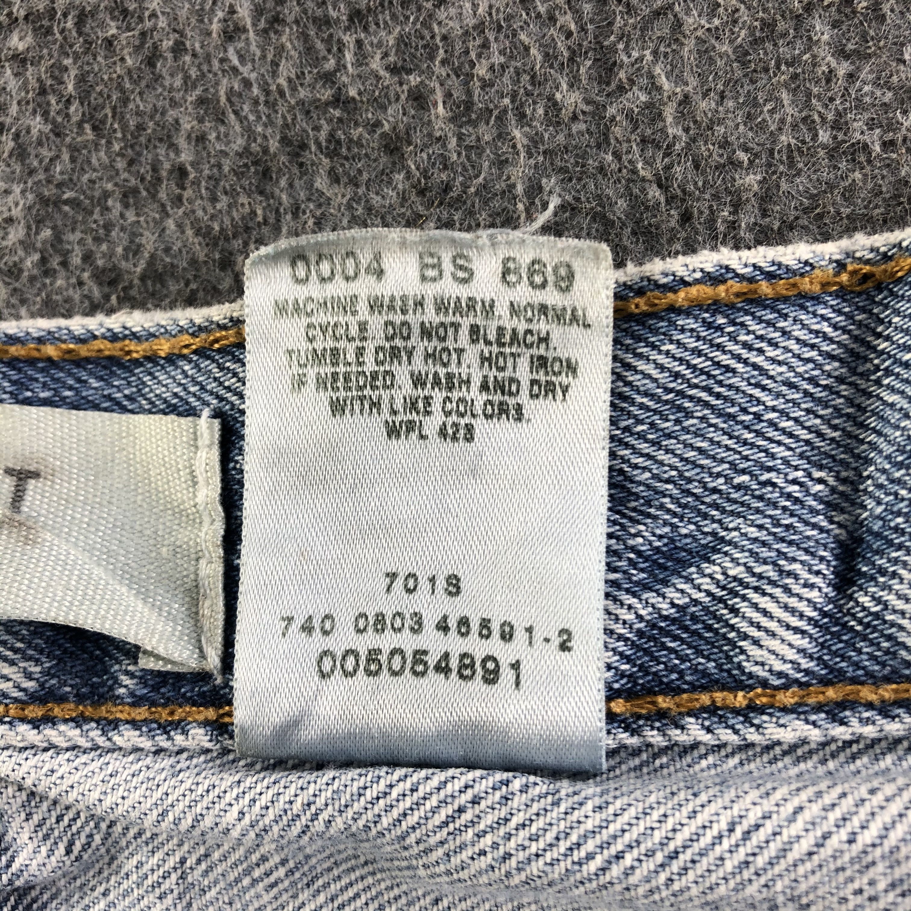 Levi's Vintage Blue Wash Levis 505 Jeans-J3177 Size US 37 - 11 Thumbnail