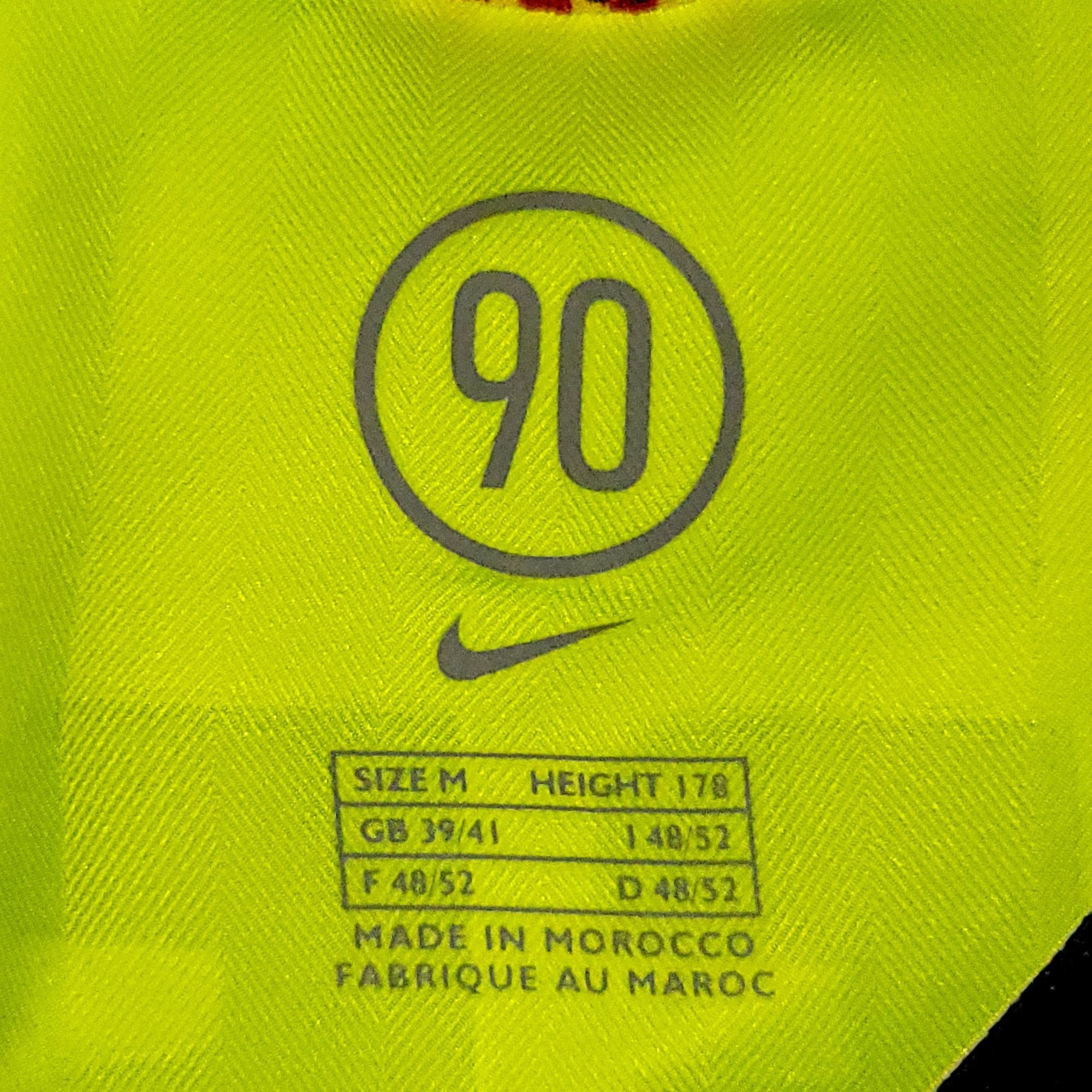 Nike Messi Barcelona 2005 2006 Away Soccer Jersey M SKU# 195971 Size US M / EU 48-50 / 2 - 4 Thumbnail