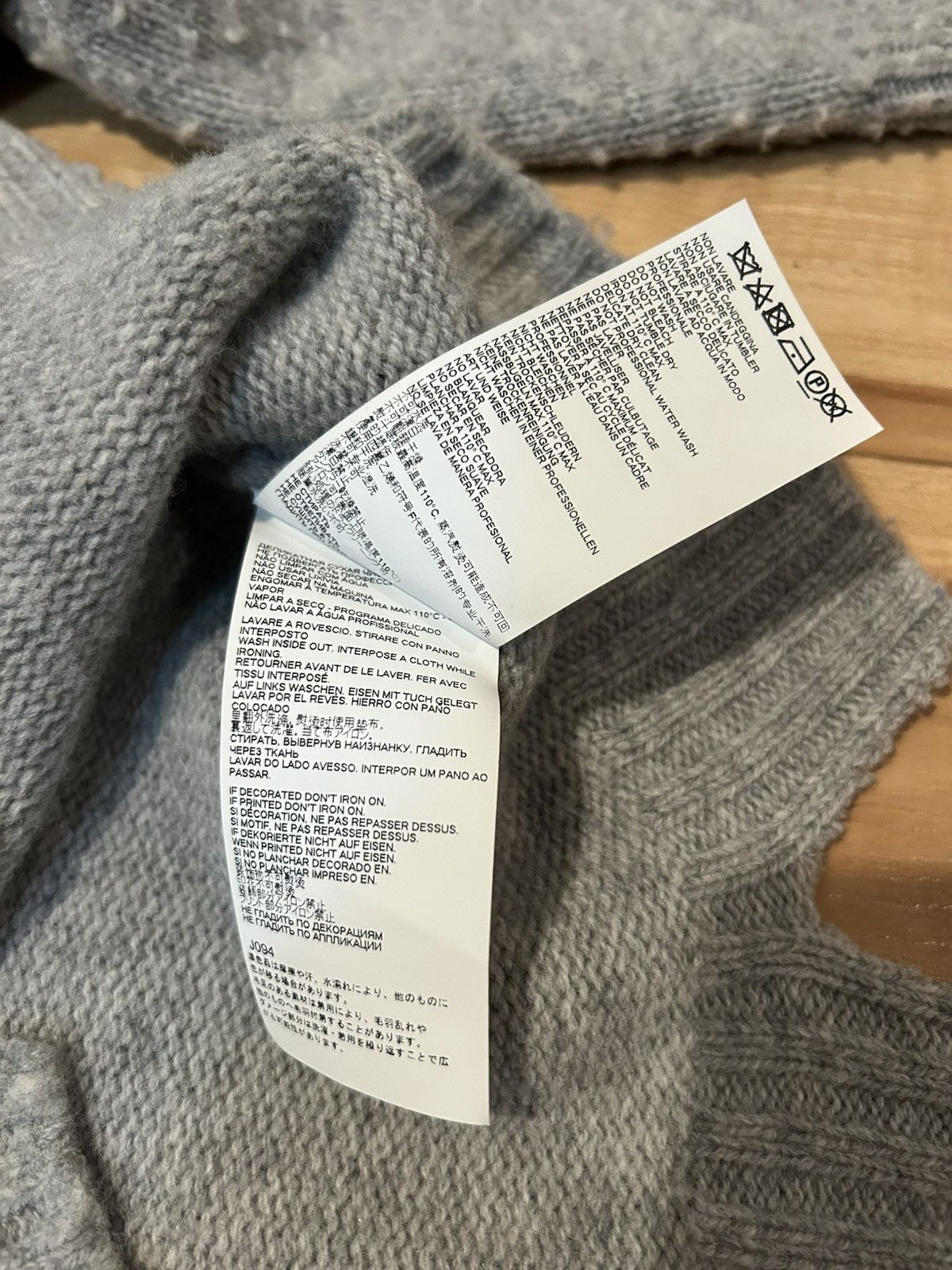 Maison Margiela Margiela Virgin Wool Pilled Sweater Size US M / EU 48-50 / 2 - 5 Thumbnail