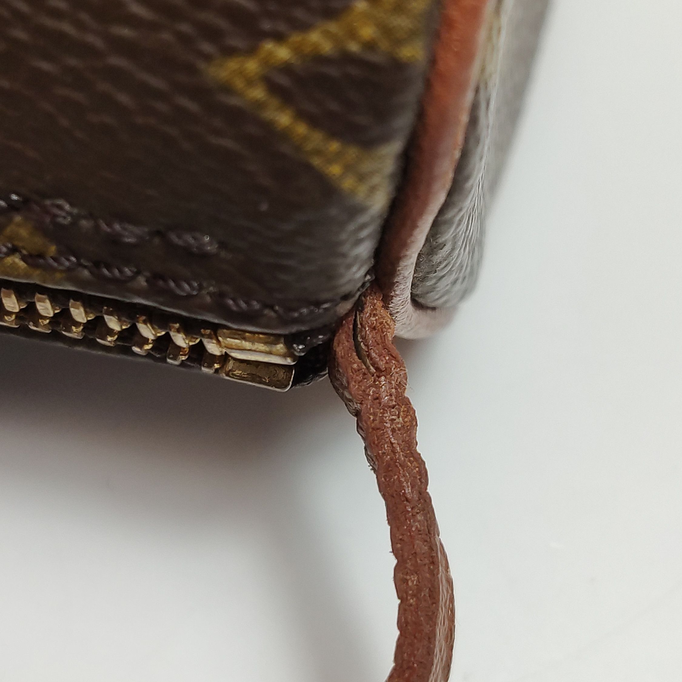 Louis Vuitton Louis Vuitton (LV) Papillon Mini Cowhide Monogram Printed D Size ONE SIZE - 7 Thumbnail