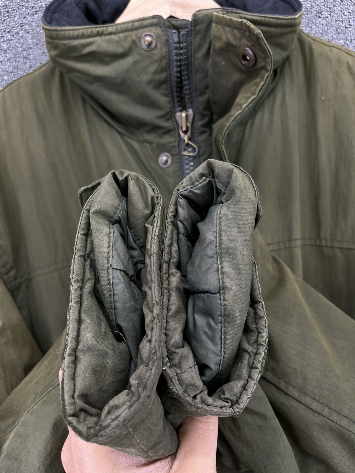 L.L. Bean Vintage L.L. Bean Military Army Trashed Long Jacket Size US M / EU 48-50 / 2 - 13 Thumbnail