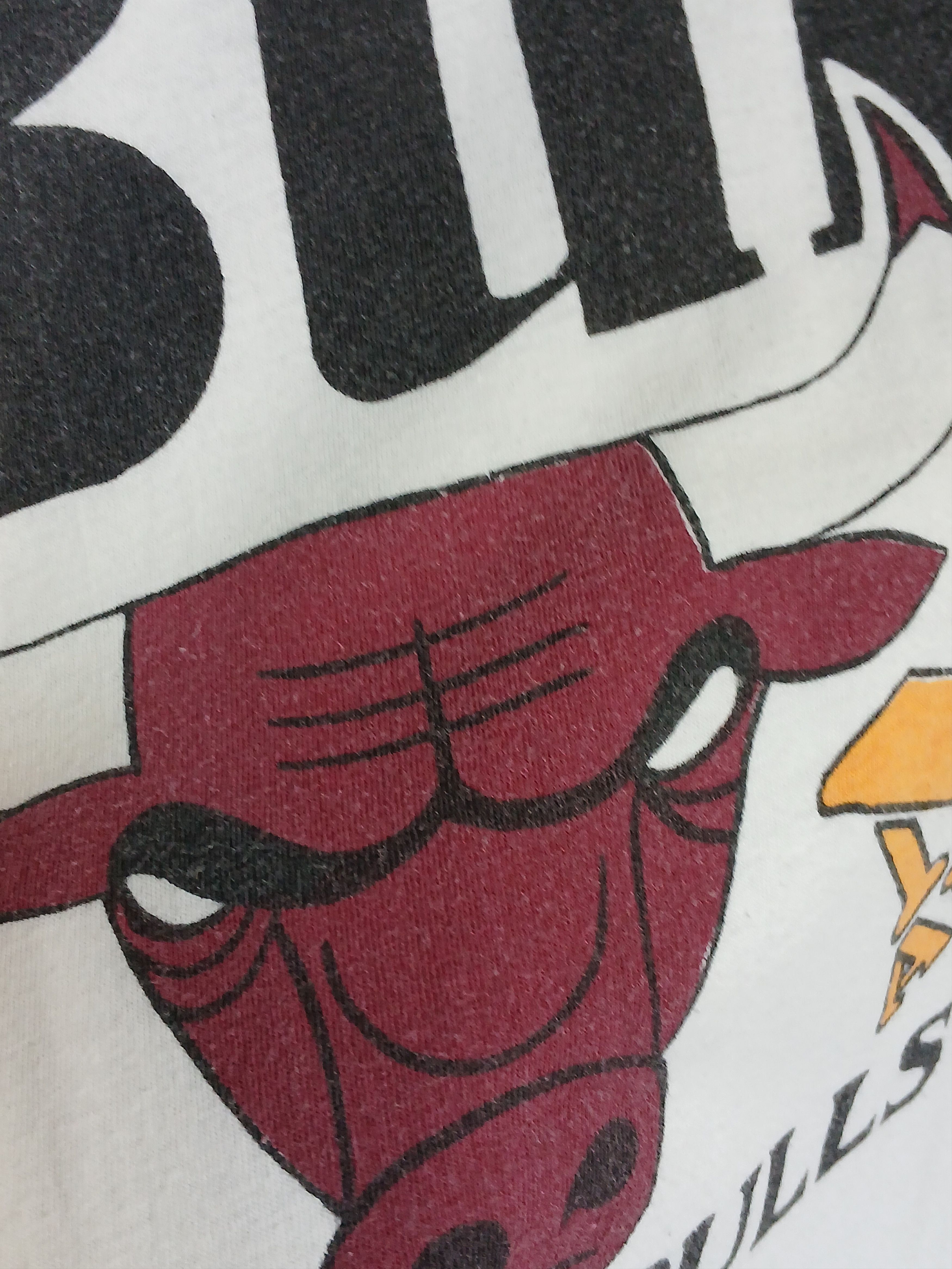NBA × Vintage Vintage NBA Chicago Bulls Basketball T-Shirt Size US M / EU 48-50 / 2 - 4 Thumbnail