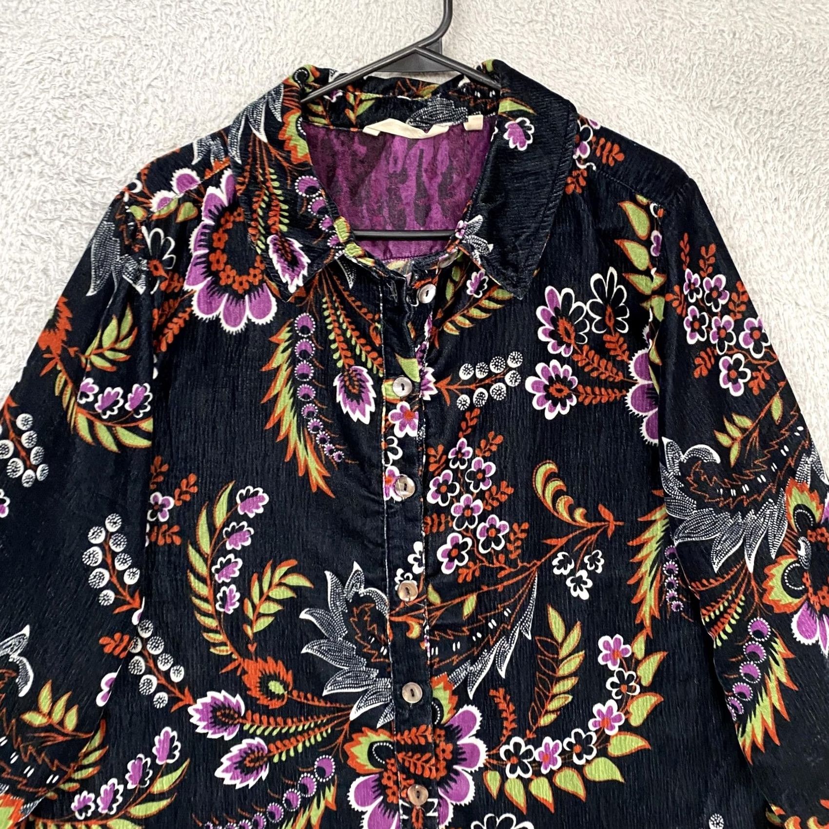 Soft Surroundings Soft Surroundings Velvet Top Womens 1X Floral Button Up Blouse Boho Black Velvet Button-Up Tunic Long Sleeve Size XL / US 12-14 / IT 48-50 - 2 Thumbnail