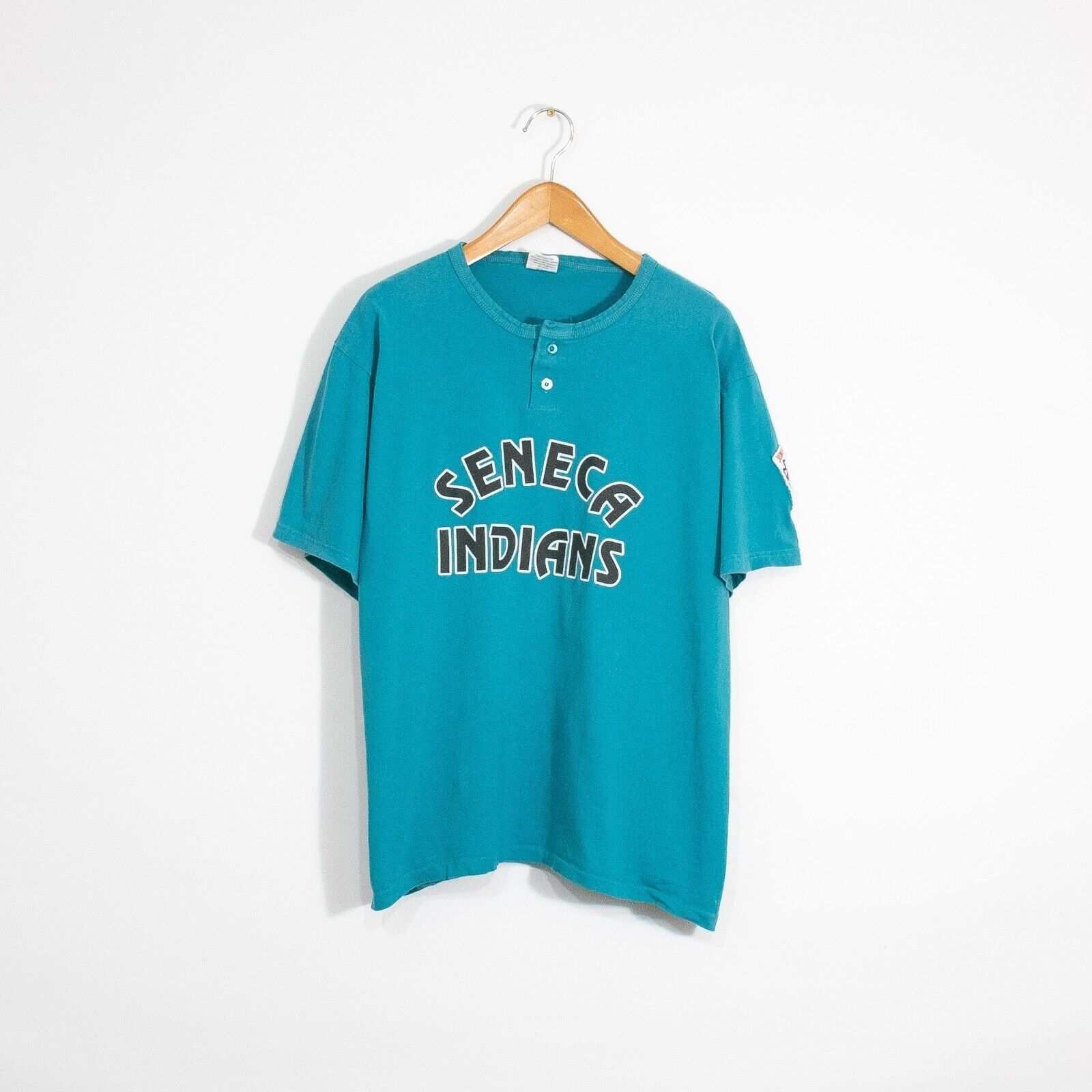 Vintage Vintage 90s Seneca Indians T Shirt XL Little League Baseball Size US XL / EU 56 / 4 - 1 Thumbnail