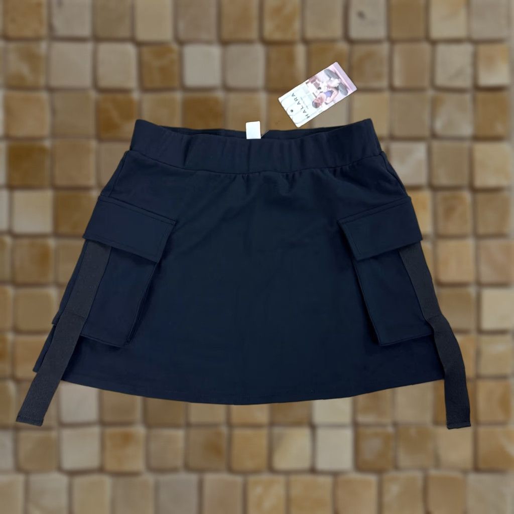 Vintage Cargo Skirt Women Small Black High Waisted Side Flap Pocket Mini Casual Womens Size 28" / US 6 / IT 42 - 1 Thumbnail