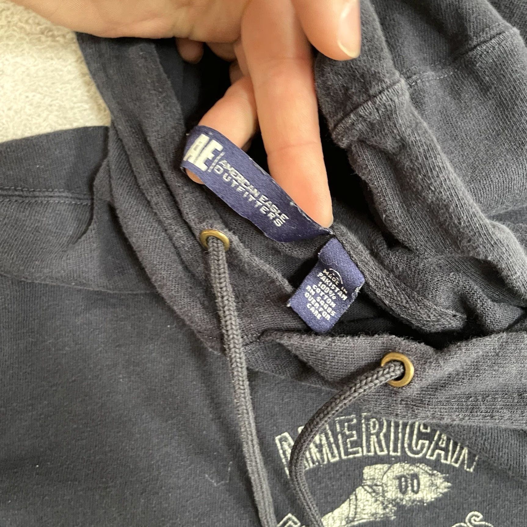 American Eagle Outfitters VINTAGE American Eagle Hoodie Sweatshirt Mens M Blue 90s Lightweight Graphic Print Pullover Size US M / EU 48-50 / 2 - 4 Thumbnail