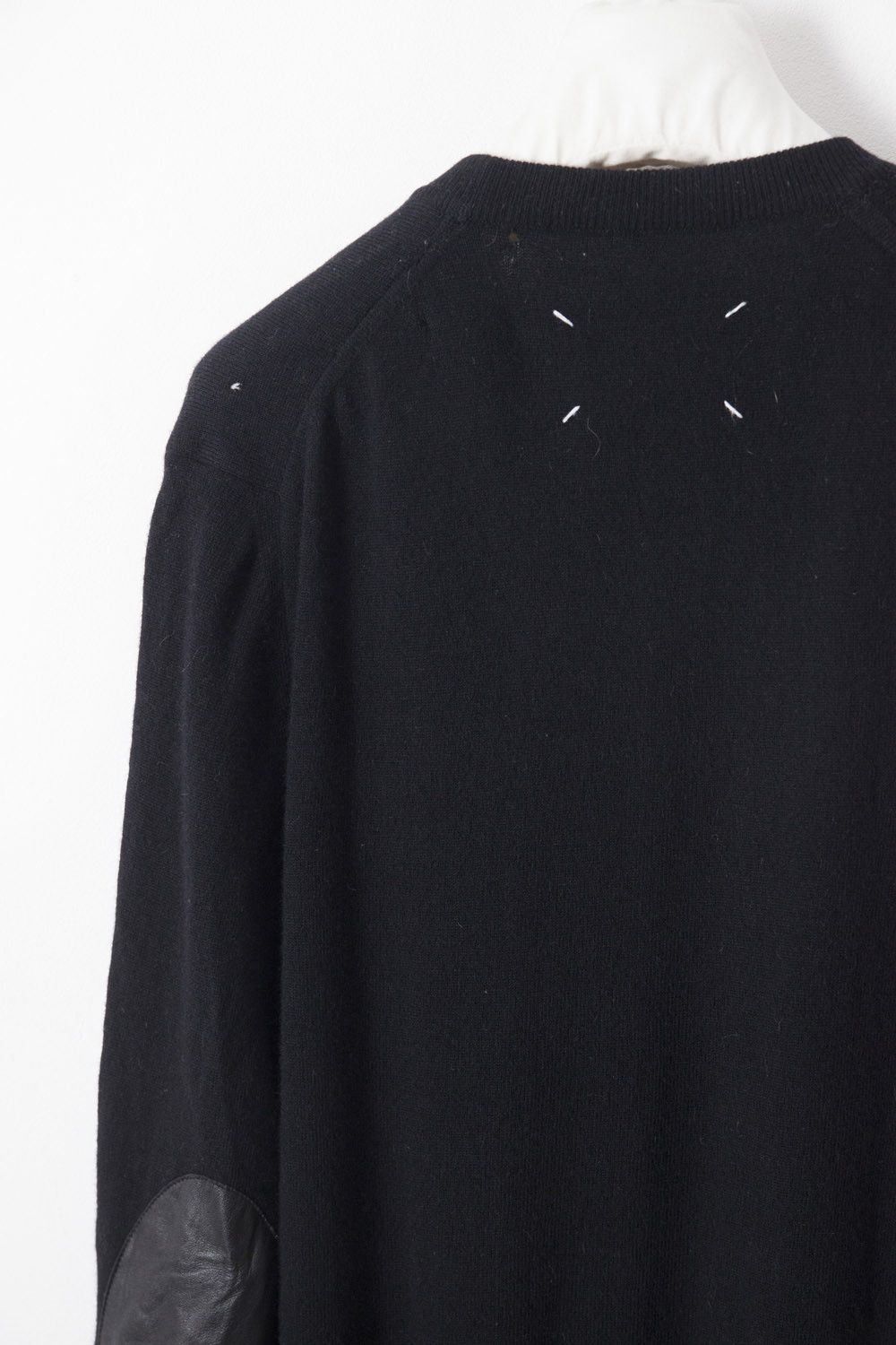 Maison Margiela SS12 wool cardigan with leather elbow patches Size US S / EU 44-46 / 1 - 4 Thumbnail