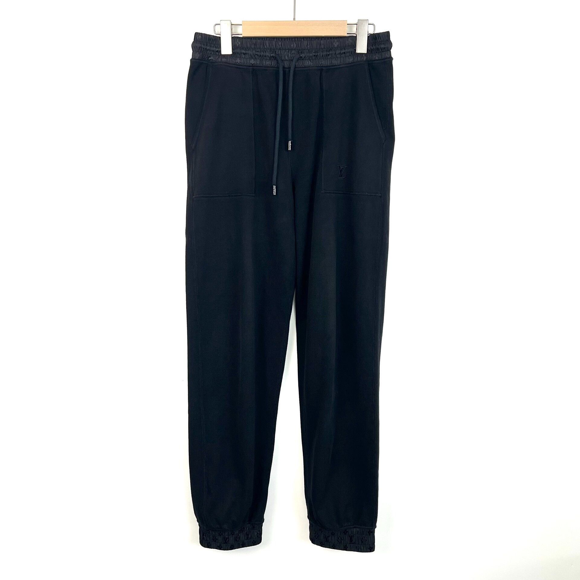 Louis Vuitton Louis Vuitton Fall Black Knit Sweatpants Size US 26 / EU 42 - 1 Thumbnail