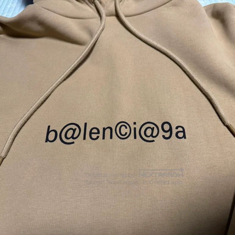 Balenciaga Balenciaga Letter sweatshirt hoodie Size US M / EU 48-50 / 2 - 2 Thumbnail