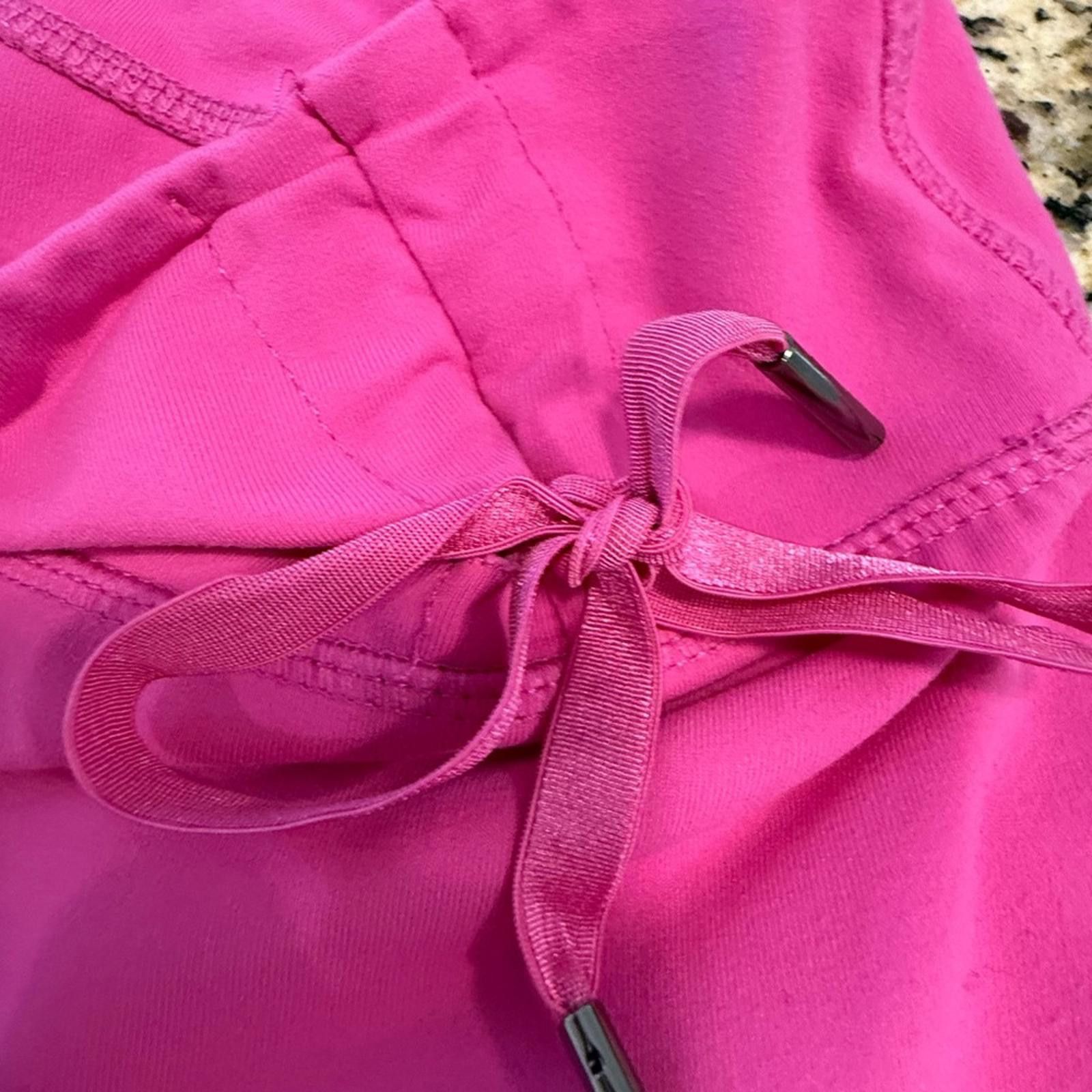 Kyodan Kyodan hot pink cropped leggings coquette bow SZ SM Size 28" / US 6 / IT 42 - 2 Thumbnail