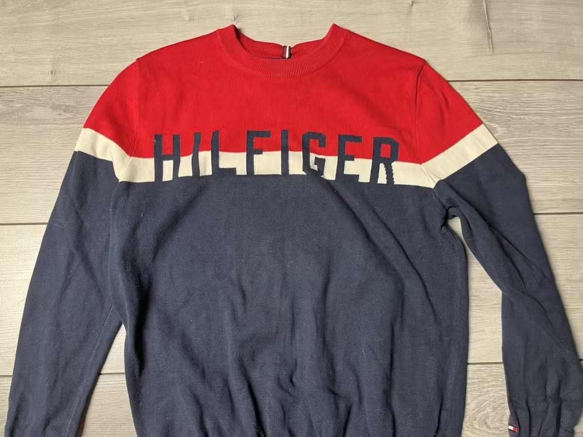 Tommy Hilfiger Tommy Hilfiger jumper sweater logo size Small Size US S / EU 44-46 / 1 - 2 Thumbnail