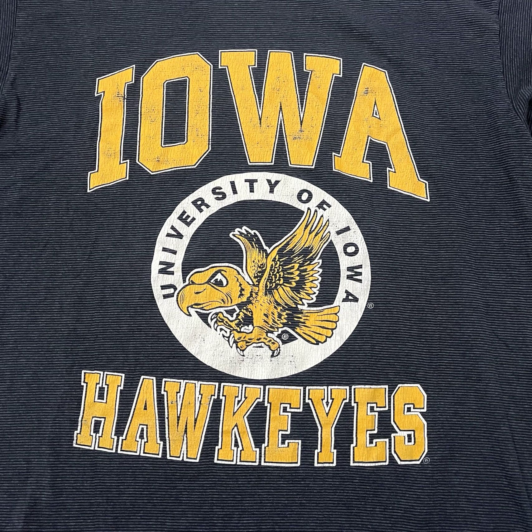 VINTAGE Iowa Hawkeyes NCAA Football Mens XL Short Sleeve T-Shirt Gray 90s University Sports