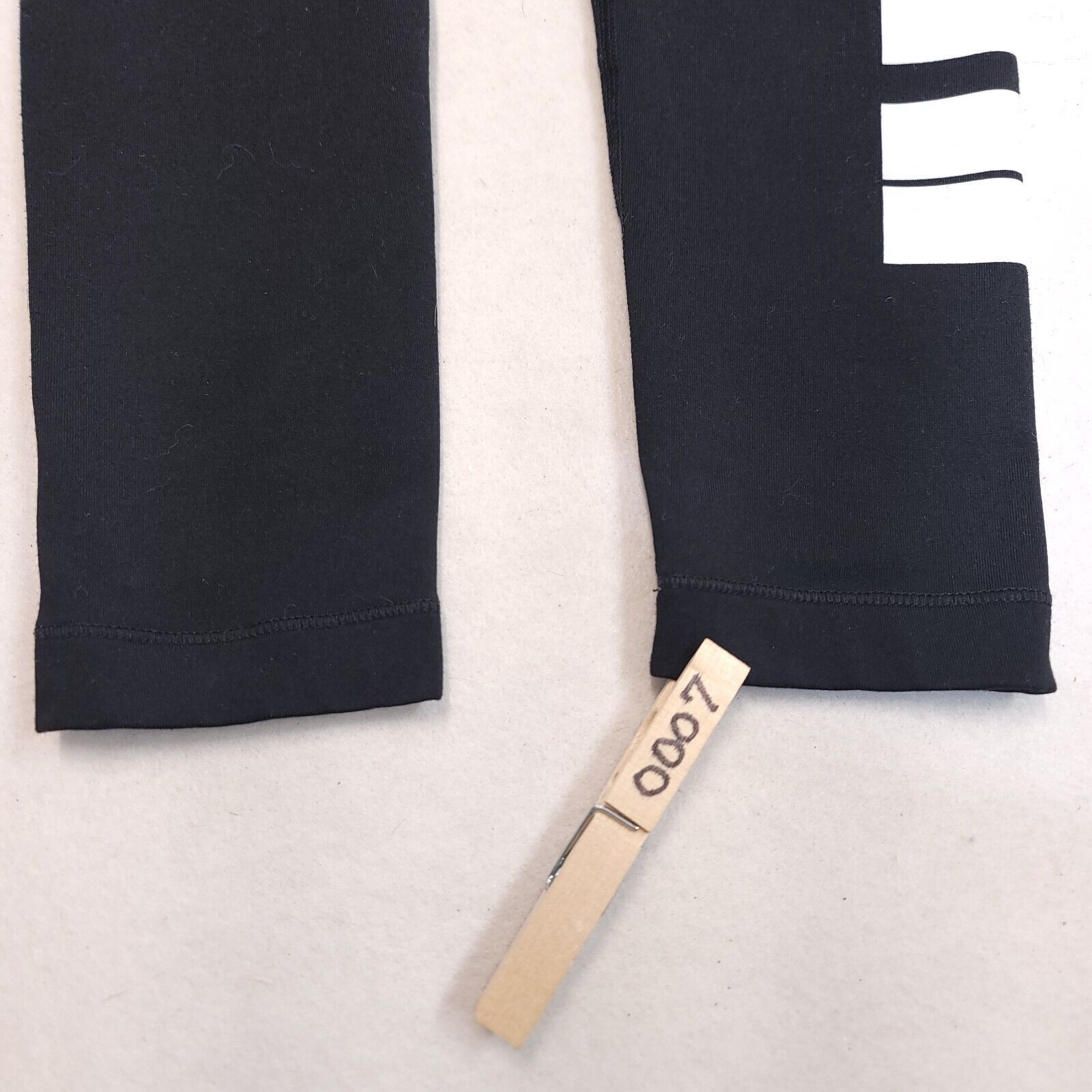 Nike Nike Pro Dri-Fit Athletic Leggings Pants Womens Size XS Size 22" - 3 Thumbnail