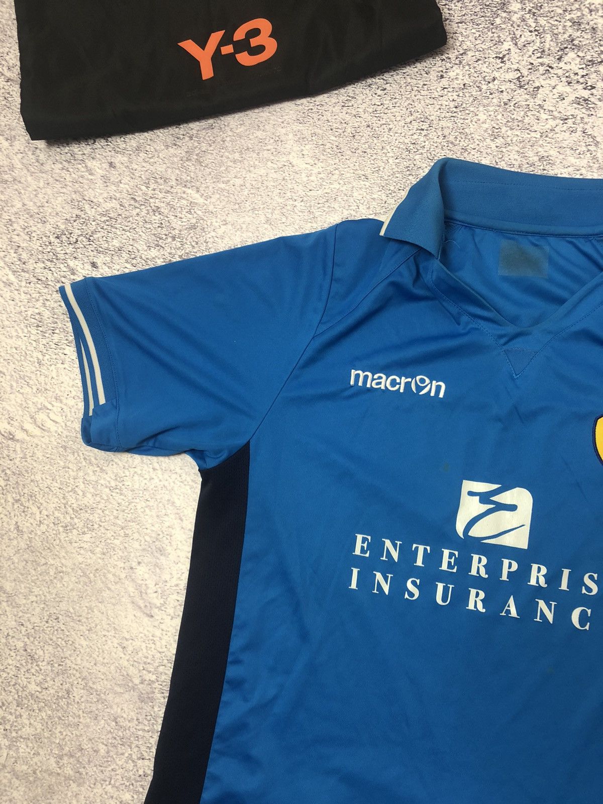 Other Vintage soccer jersey Leeds macron y2k football size M usa Size US M / EU 48-50 / 2 - 3 Thumbnail