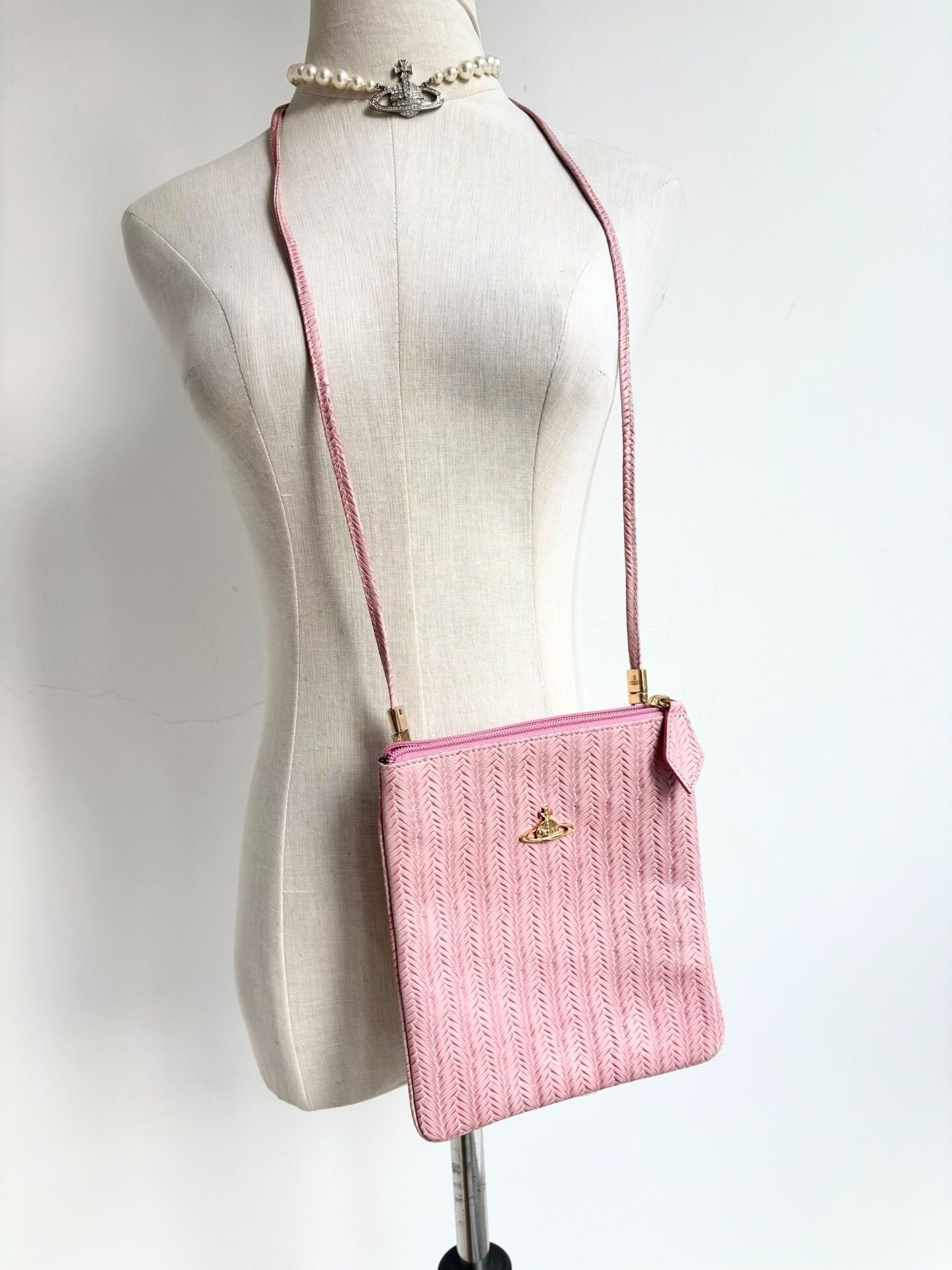 Vivienne Westwood Vivienne Westwood Small Pink Crossbody Bag Size ONE SIZE - 1 Thumbnail