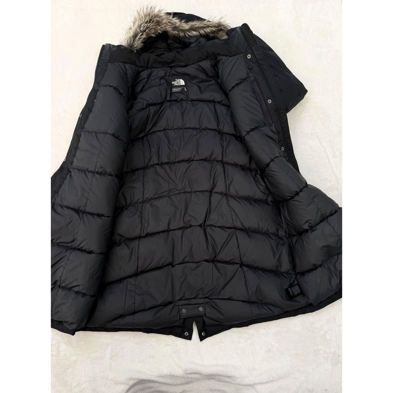 The North Face The North Face Coat Womens XL Black Insulated Hooded Full Zip Fur Trim Long Jacket Size XL / US 12-14 / IT 48-50 - 7 Thumbnail
