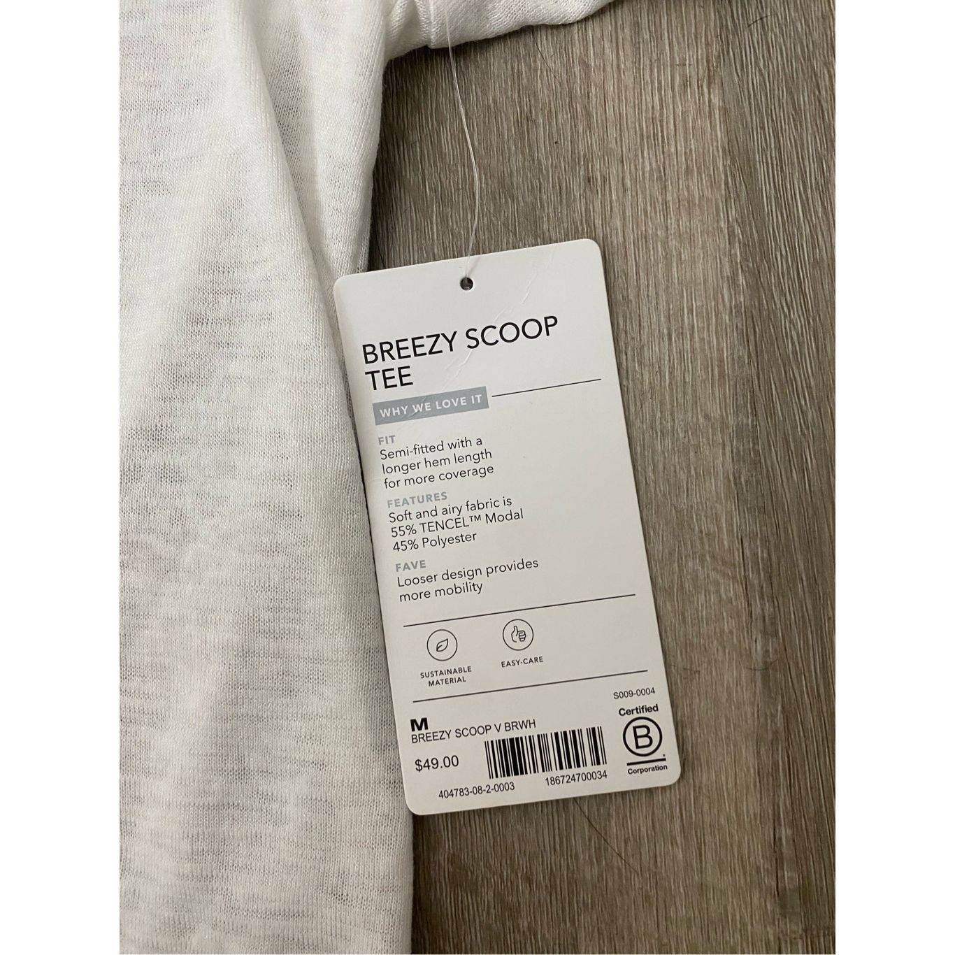 Athleta Athleta NWT BREEZY SCOOP V TEE in Bright White, Size Medium, Size M / US 6-8 / IT 42-44 - 5 Thumbnail