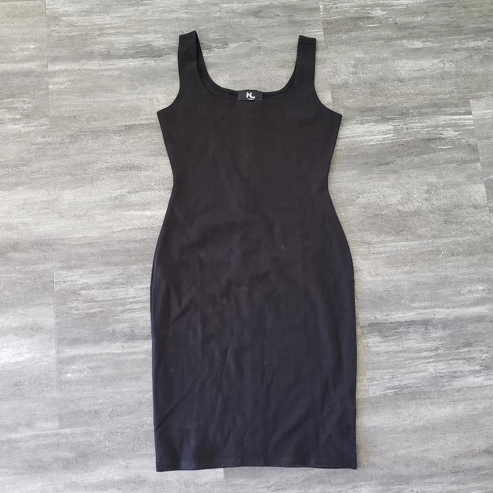 Designer Black Basic N Style Fashion Mini Size M / US 6-8 / IT 42-44 - 1 Thumbnail