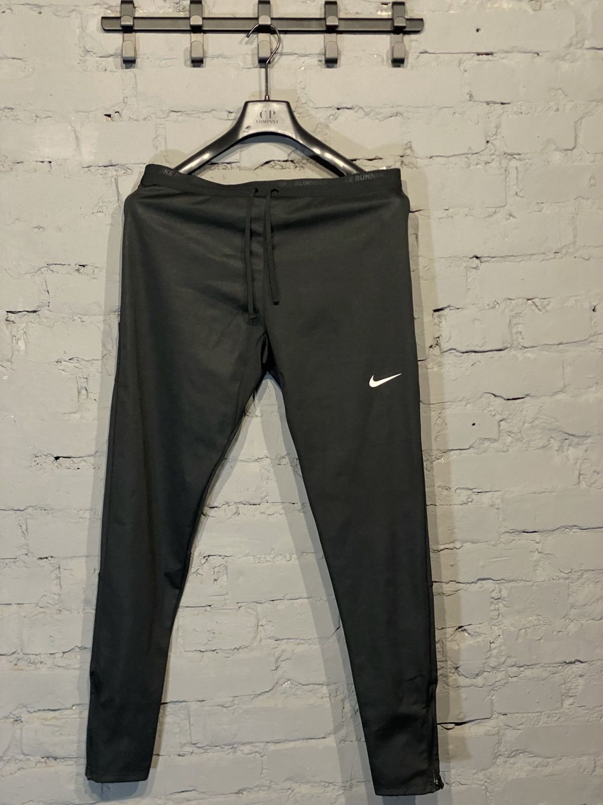 Nike Pants leggings Nike running storm-fit XL Size US 36 / EU 52 - 1 Thumbnail