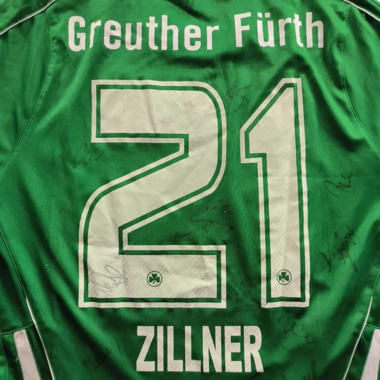 Other SIGNED Greuther Fürth 10-11 Jako Zillner football jersey M/L Size US M / EU 48-50 / 2 - 9 Thumbnail