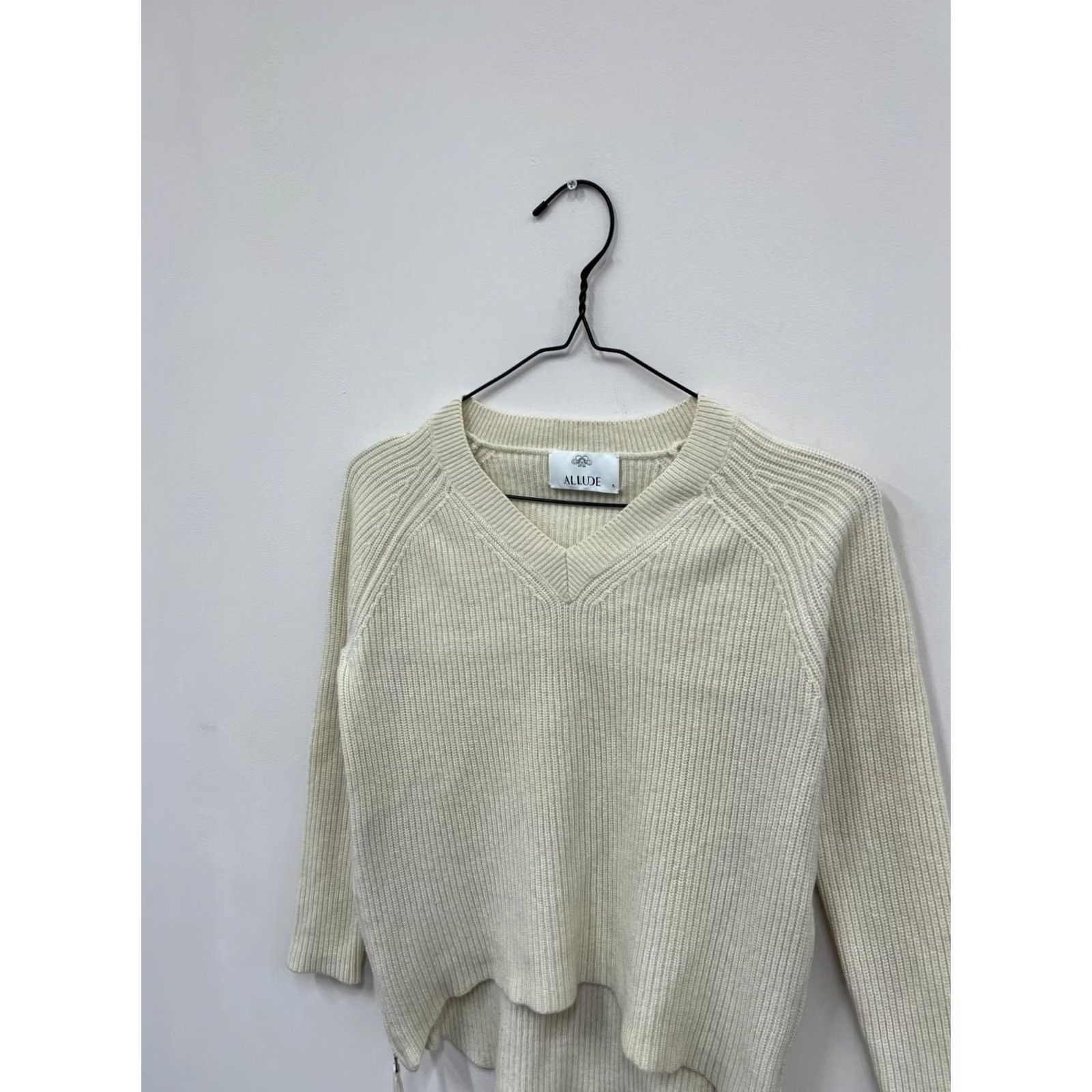 Allude Allude Sweater Wool Cashmere Jumper S Womens Ivory V-Neck Pullover Knit L/XS? Size S / US 4 / IT 40 - 2 Thumbnail