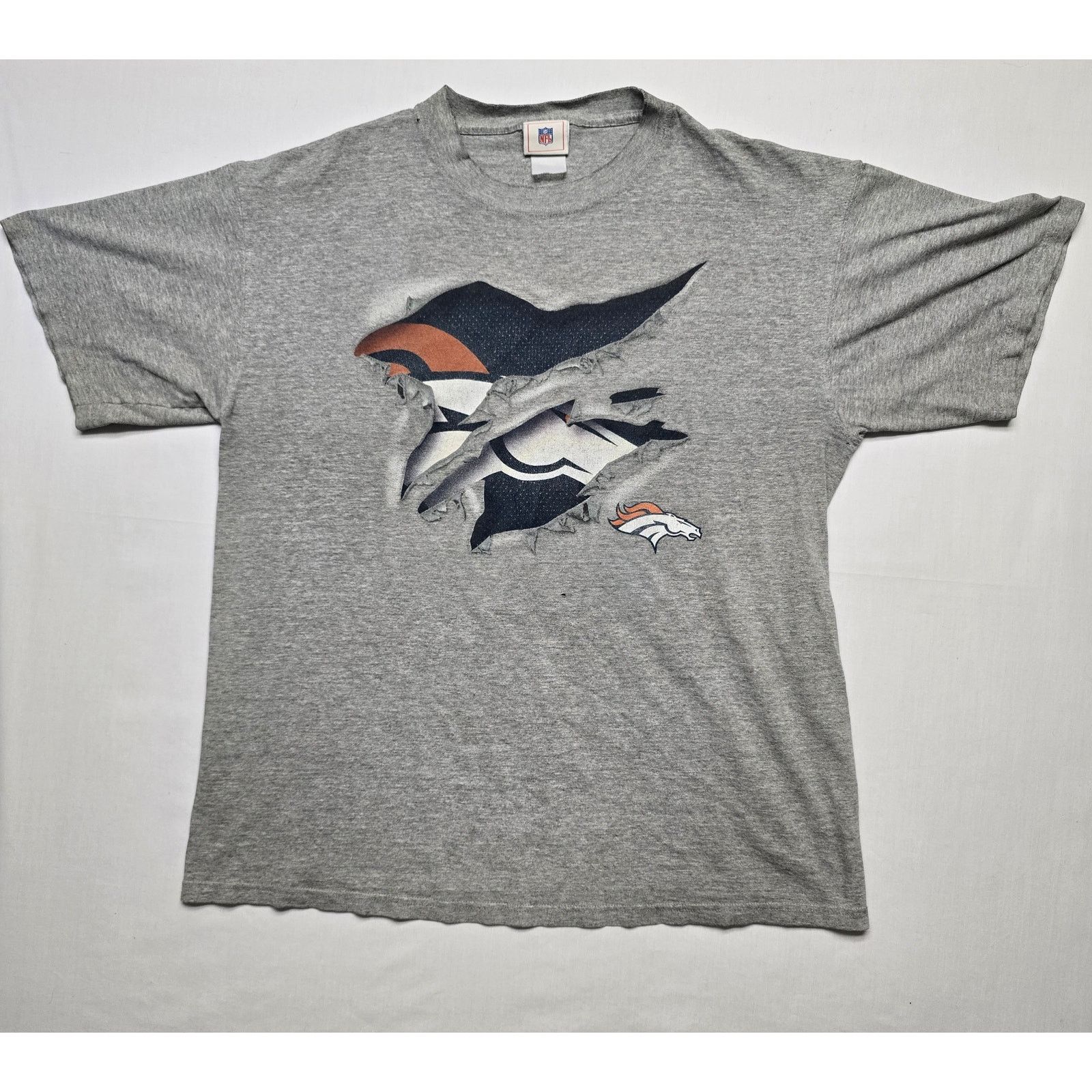 NFL Vintage Denver Broncos Shirt Gray Large Tear Away NFL Tee Size US L / EU 52-54 / 3 - 1 Thumbnail