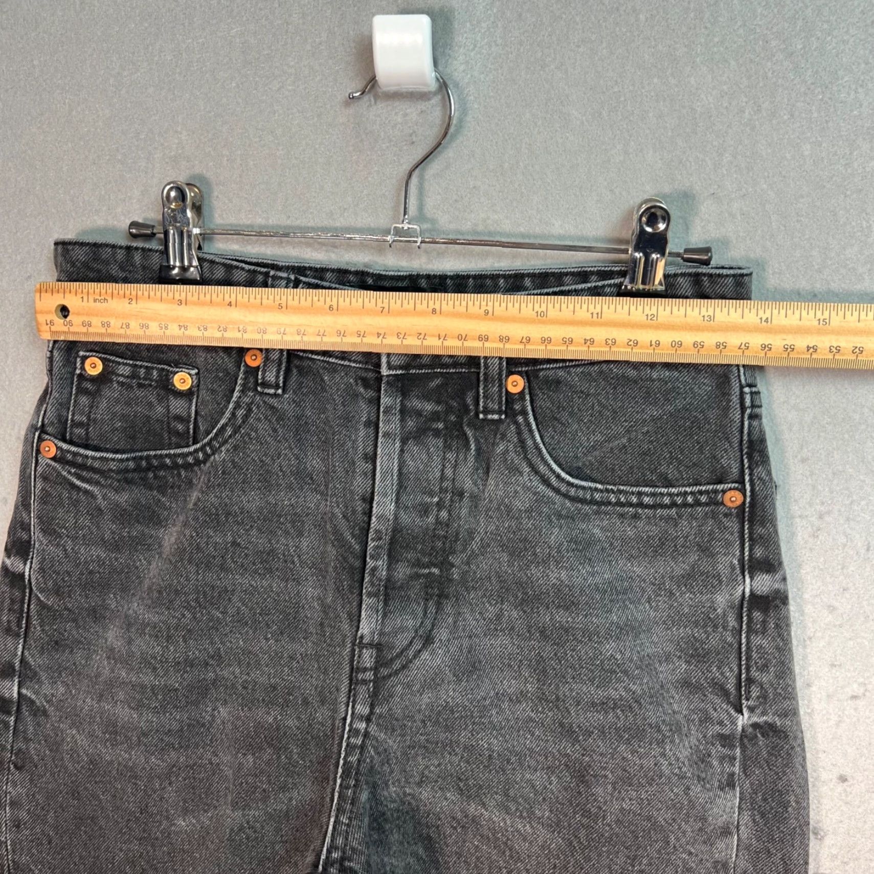 Zara VINTAGE Zara High-Waisted Black Straight-Leg Jeans Women Adult 4 Raw Hem Size 27" / US 4 / IT 40 - 4 Thumbnail
