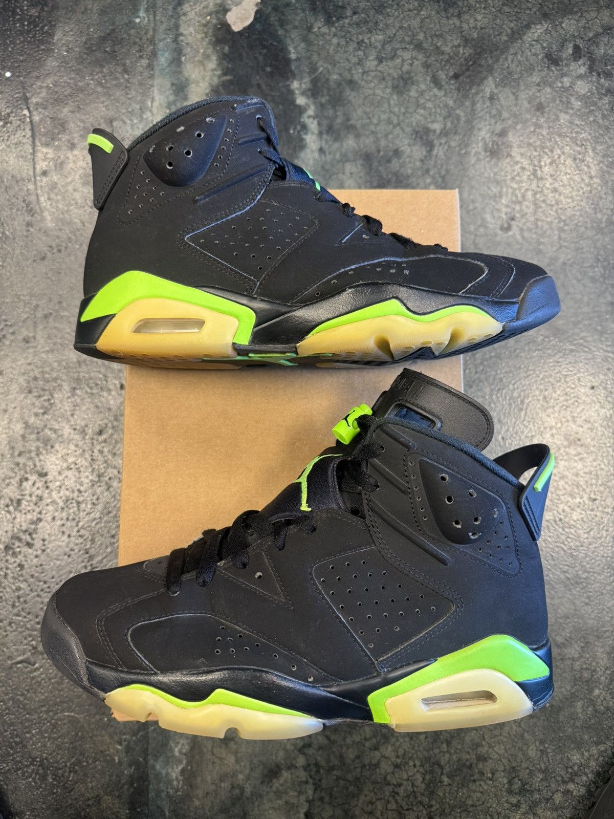Jordan Brand Jordan 6 Electric Green Size US 8 / EU 41 - 1 Thumbnail