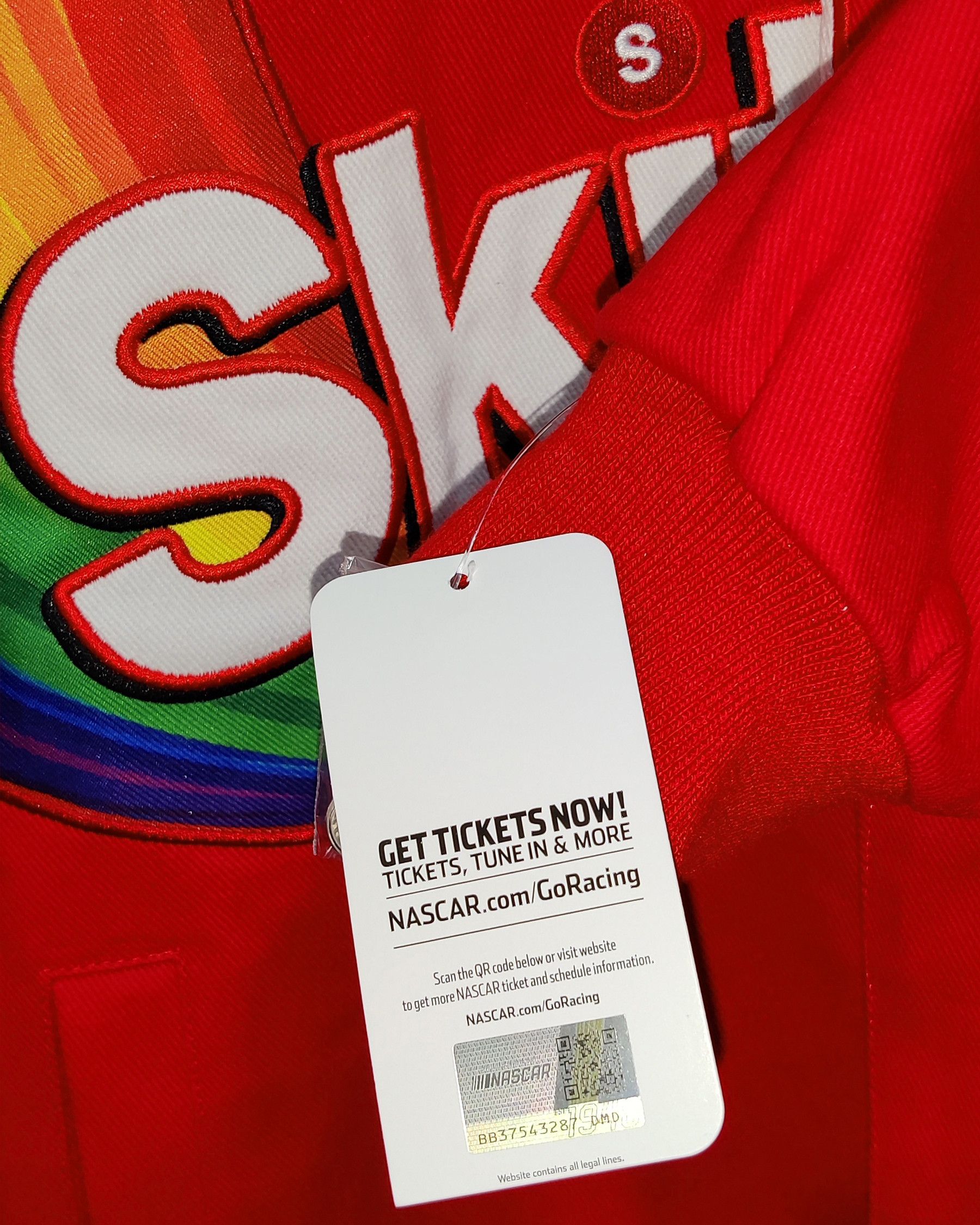 JH Design × NASCAR NASCAR Jacket, Kyle Busch Skittles - Limited Edition Size US M / EU 48-50 / 2 - 4 Thumbnail