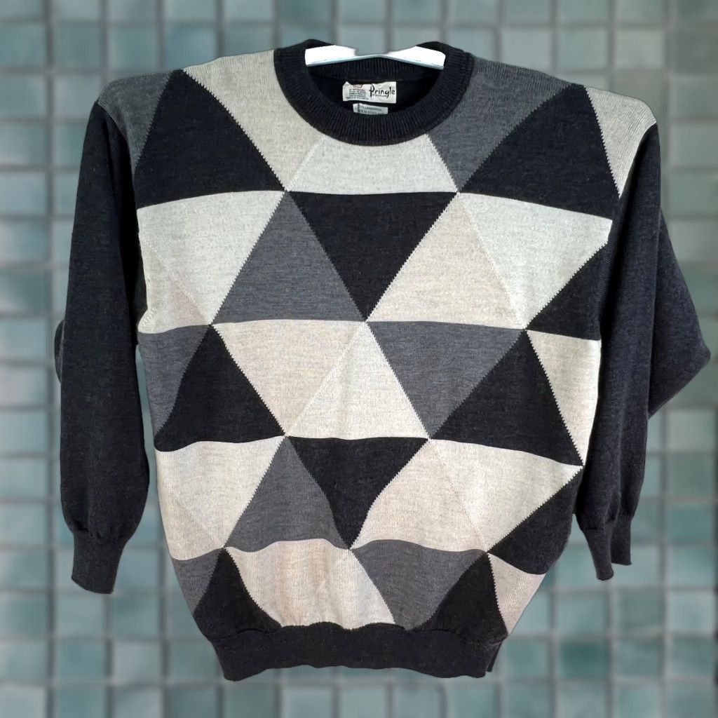 Pringle Of Scotland VINTAGE Pringle of Scotland Argyle Sweater Men’s L Gray Black 100% Lambswool Pullover Knit Large Size Mens Size US L / EU 52-54 / 3 - 1 Thumbnail