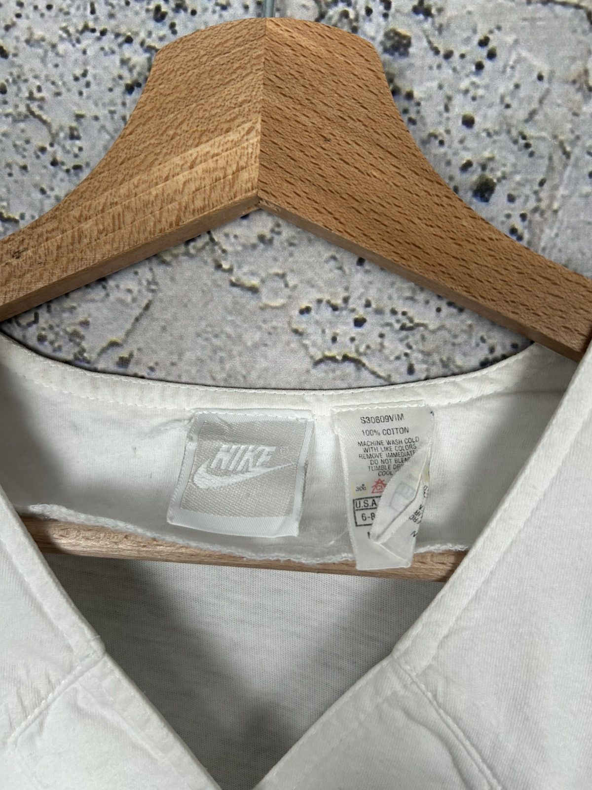 Nike Vintage Nike Grey Tag Archive Sportswear Tee Tennis Court Size US S / EU 44-46 / 1 - 5 Thumbnail