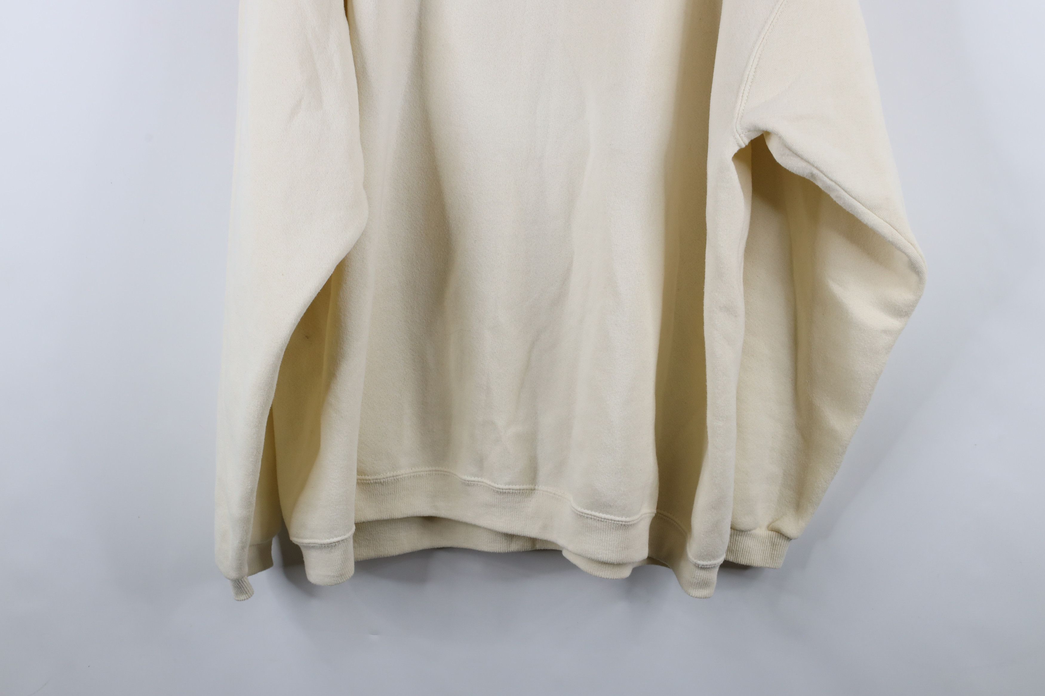 Vintage Vintage 90s Ralphies Eatery Henley Sweatshirt Cream USA Size US XXL / EU 58 / 5 - 14 Thumbnail