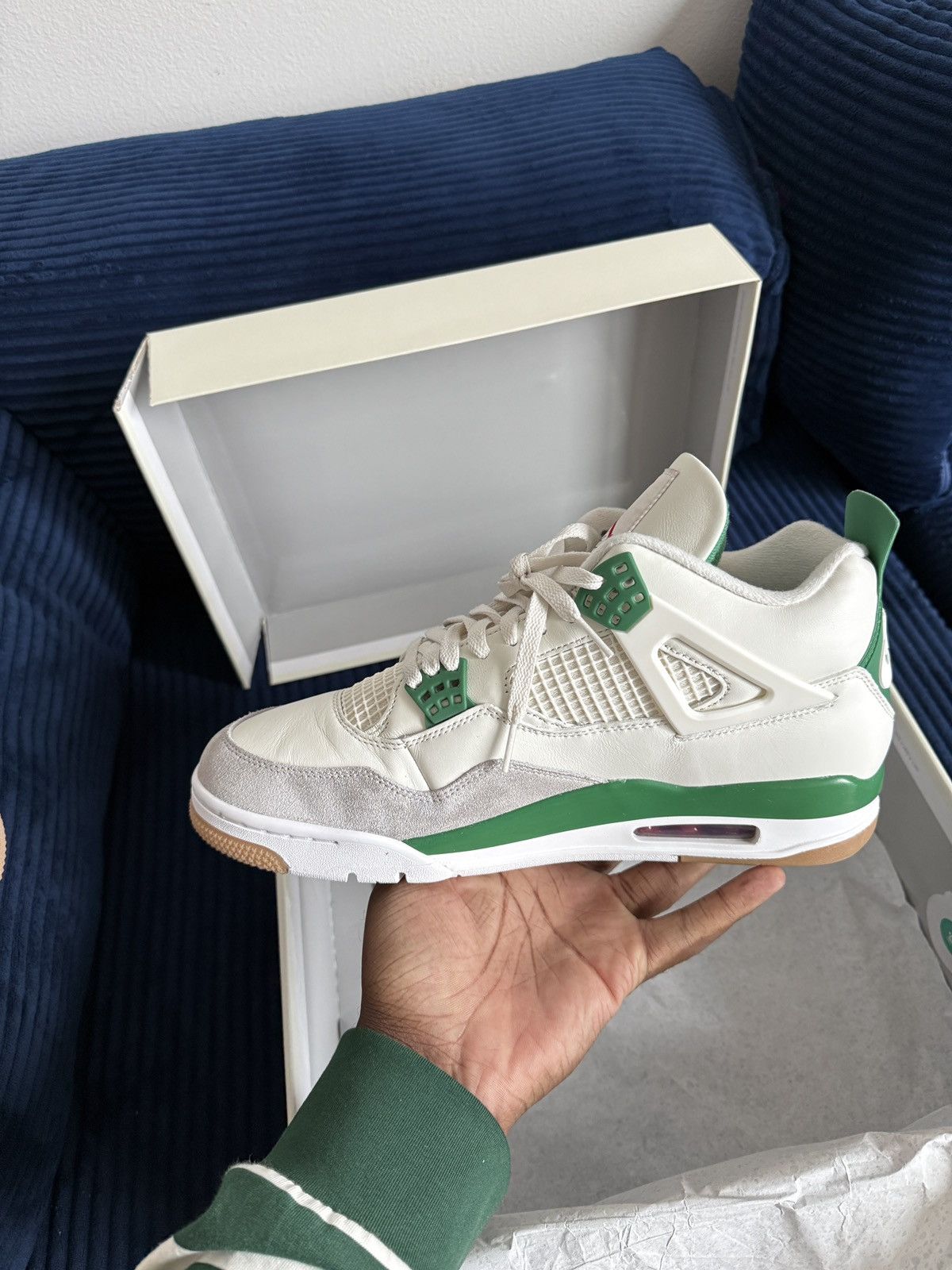 Jordan Brand Jordan x Nike SB Pine Green 4s Size US 12 / EU 45 - 9 Thumbnail