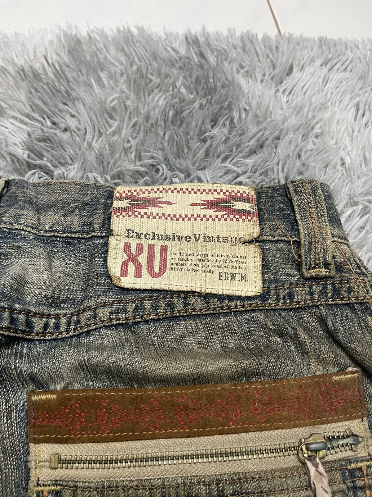 Edwin VINTAGE EDWIN EXCLUSIVE VINTAGE RARE DISTRESSED Size US 33 - 17 Thumbnail
