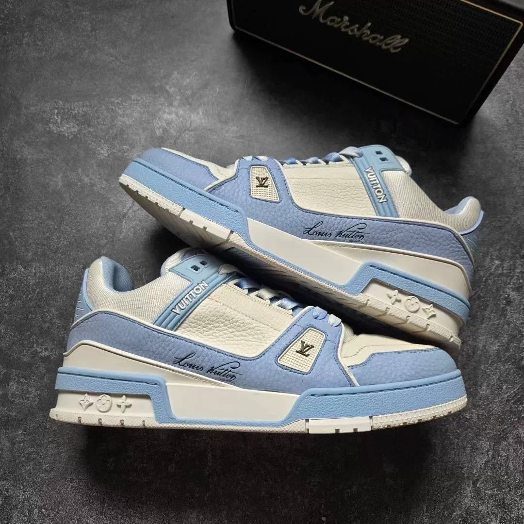 Louis Vuitton Louis Vuitton Training Blue Lowtop Sneakers 41 Men Size US 8.5 / EU 41-42 - 1 Thumbnail