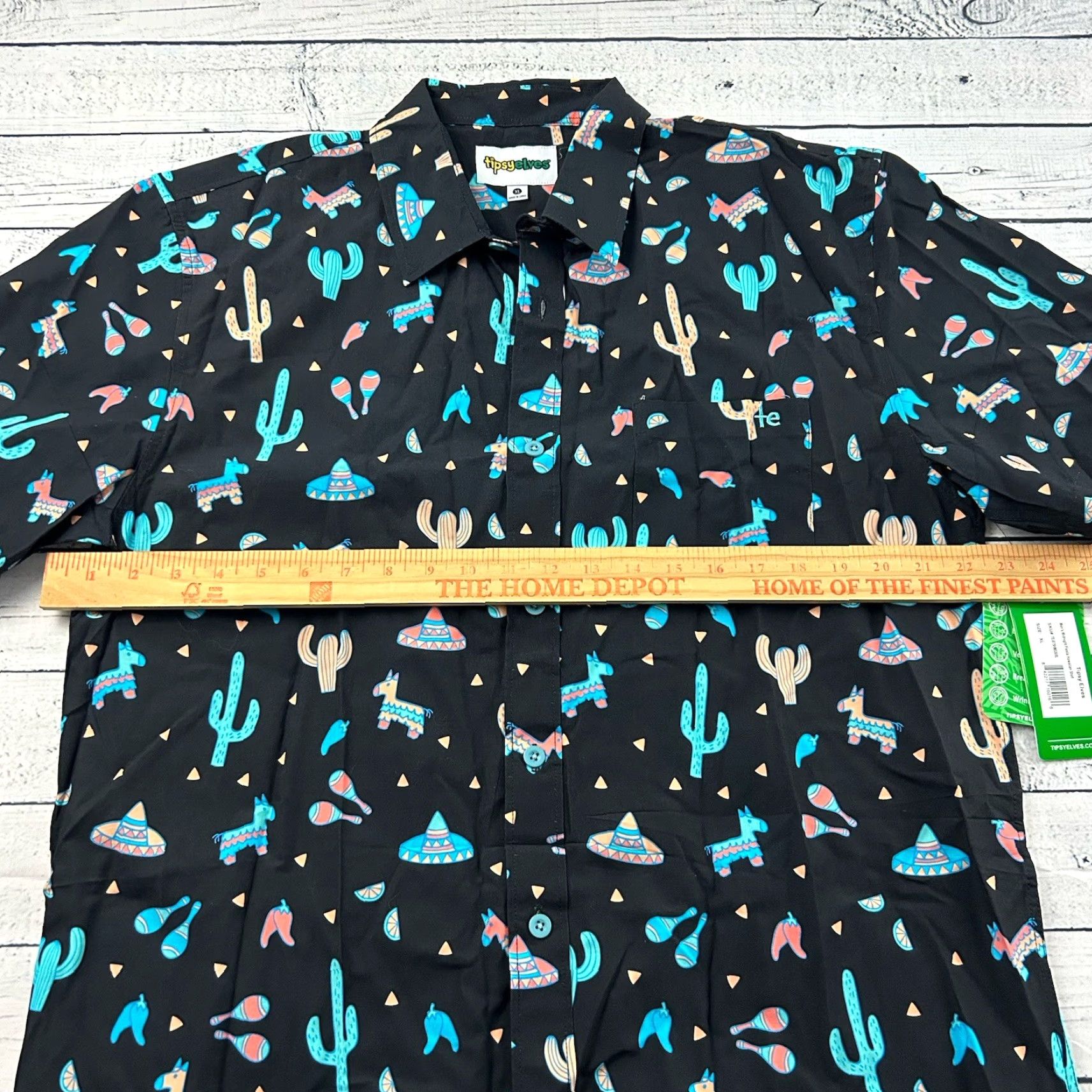Vintage Tipsy Elves Midnight Fiesta Short Sleeve Button-Up Shirt XL Black Men Size US XL / EU 56 / 4 - 5 Thumbnail