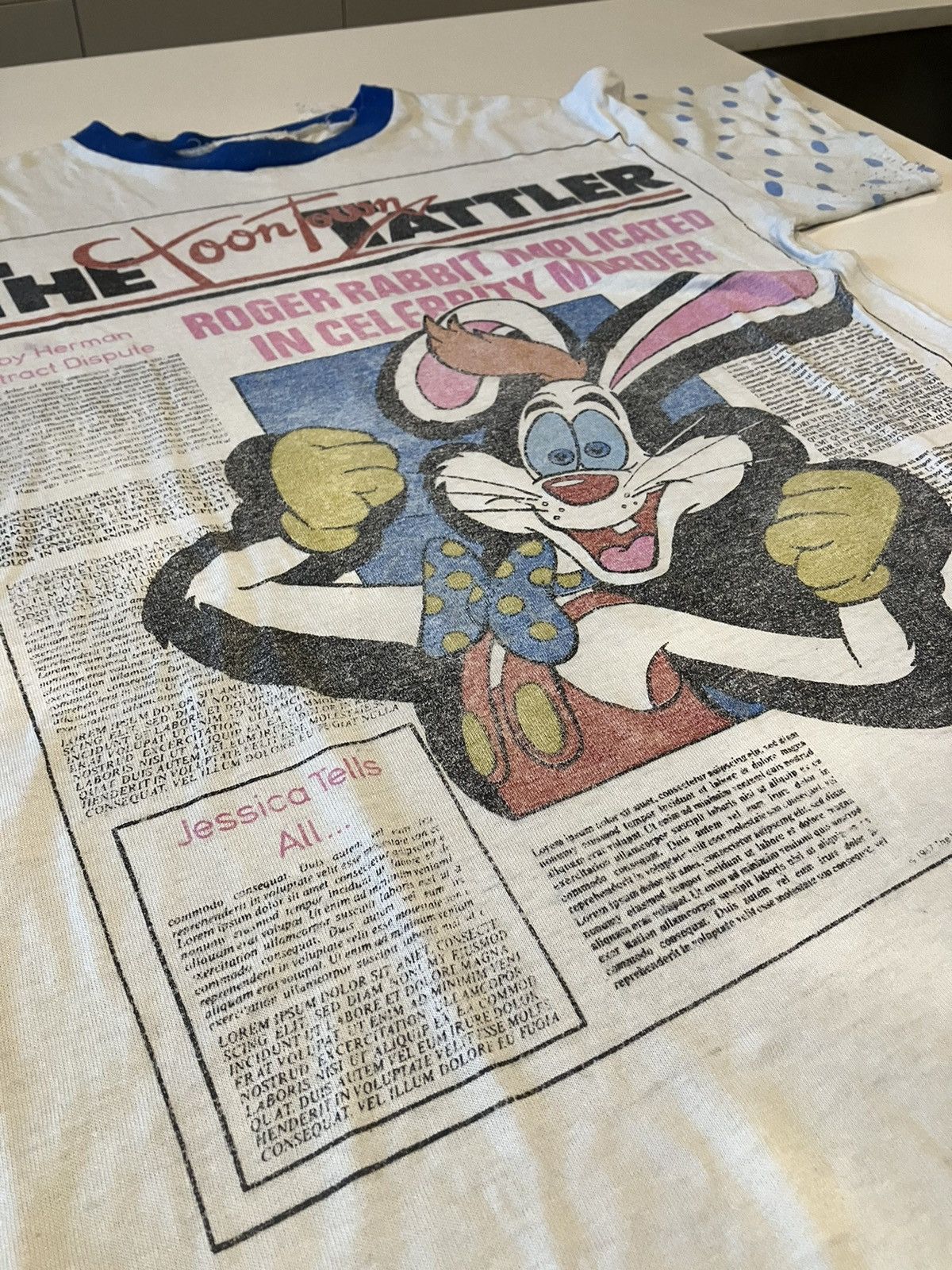 Disney Looney Tunes Roger Rabbit Newspaper Tee Size US L / EU 52-54 / 3 - 4 Thumbnail