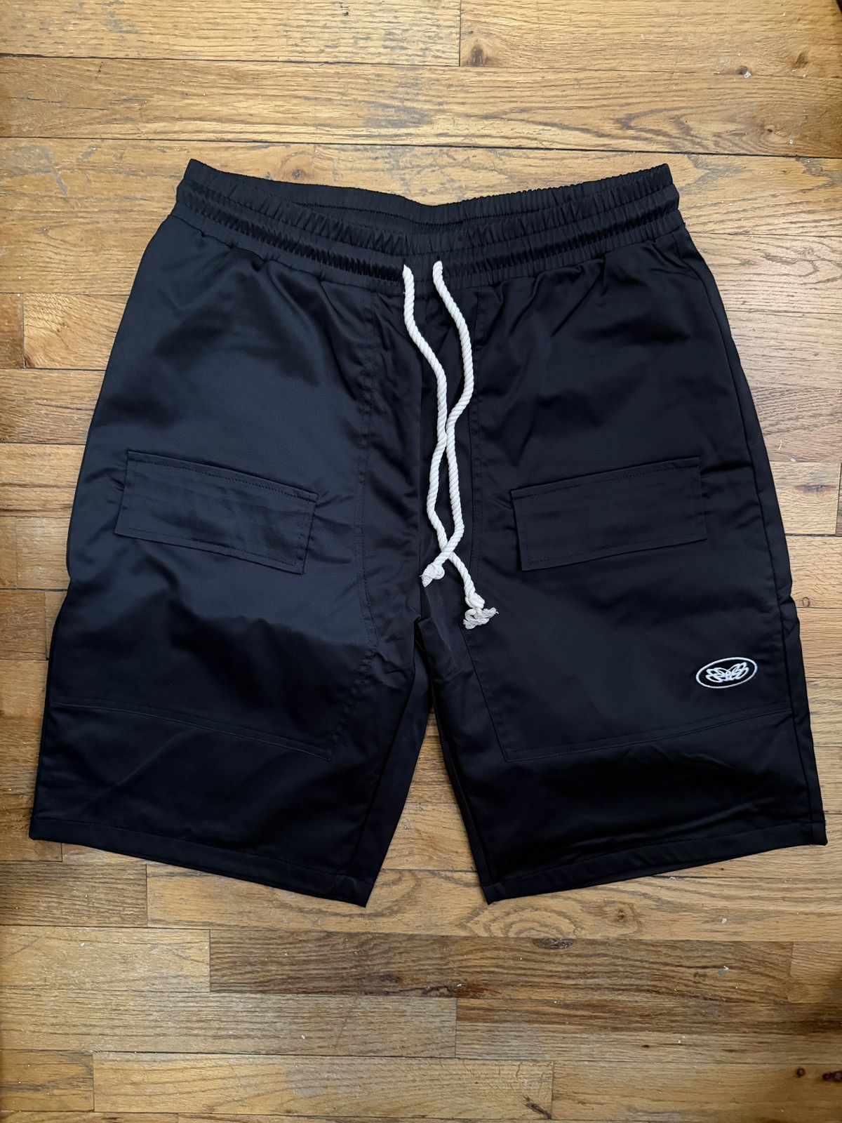 Other Purple Reflections Onyx Cargo Shorts Size US 32 / EU 48 - 1 Preview