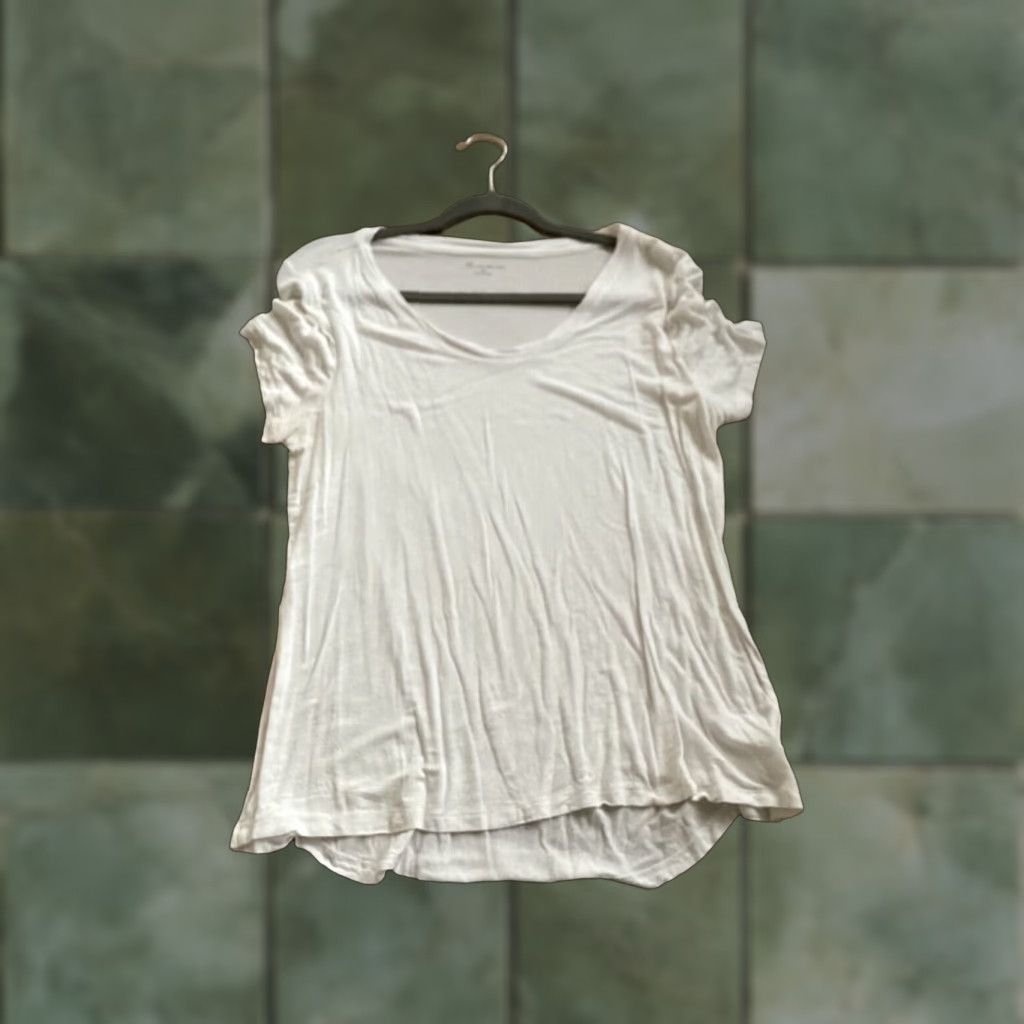Vintage NEW DIRECTIONS Women's White Tunic T-Shirt Short Sleeve Size Medium Size M / US 6-8 / IT 42-44 - 1 Thumbnail