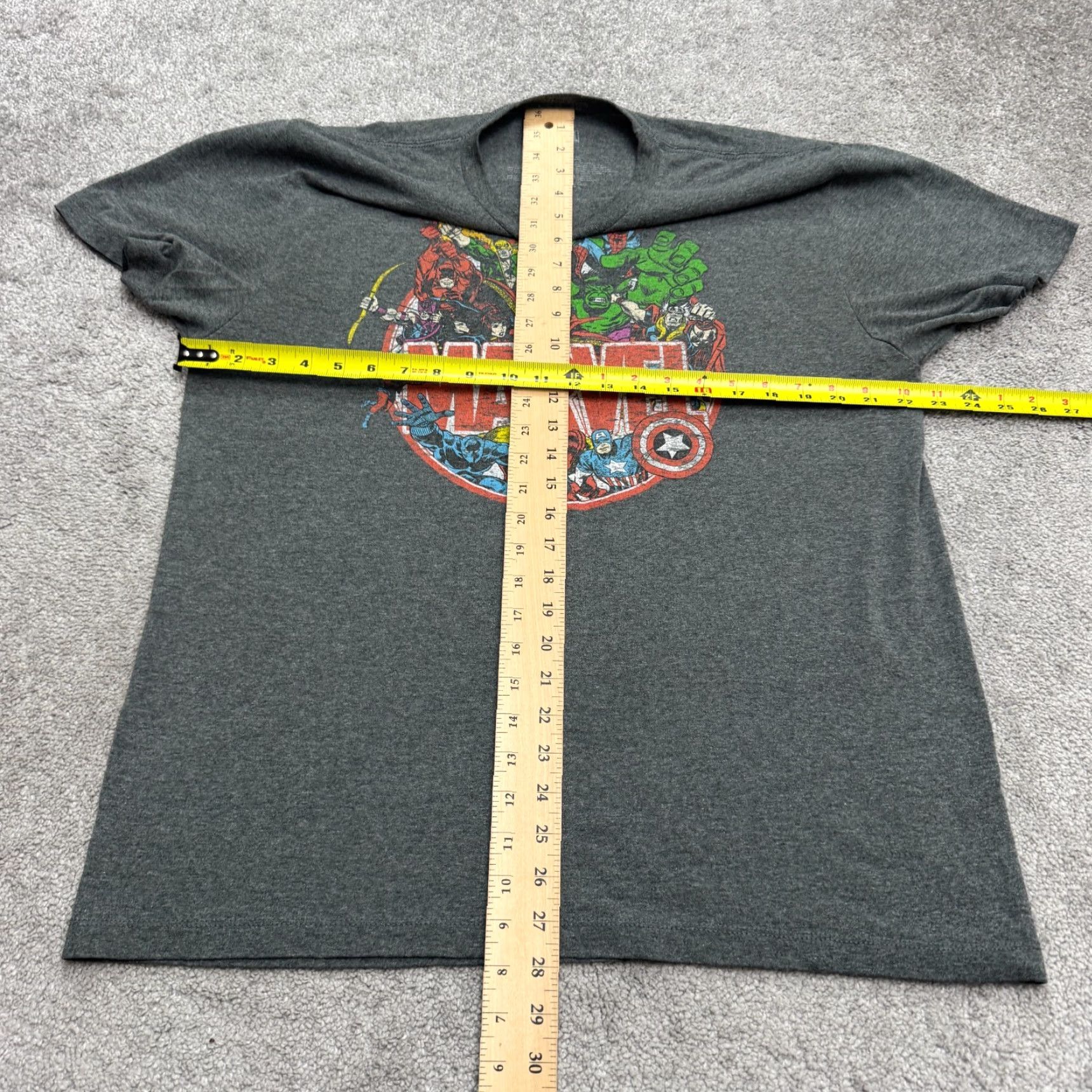 Marine Layer VINTAGE Marvel Comics Avengers Superheroes Graphic T-Shirt Mens Large Gray Crew Neck Tee Size US M / EU 48-50 / 2 - 5 Thumbnail