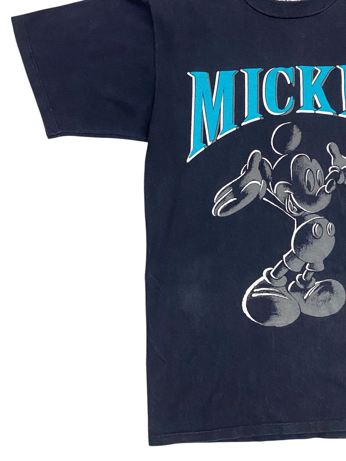 Disney × Mickey Mouse × Vintage Vintage Disney Mickey Mouse T-Shirt - Made in USA (Size M) Size US M / EU 48-50 / 2 - 4 Thumbnail