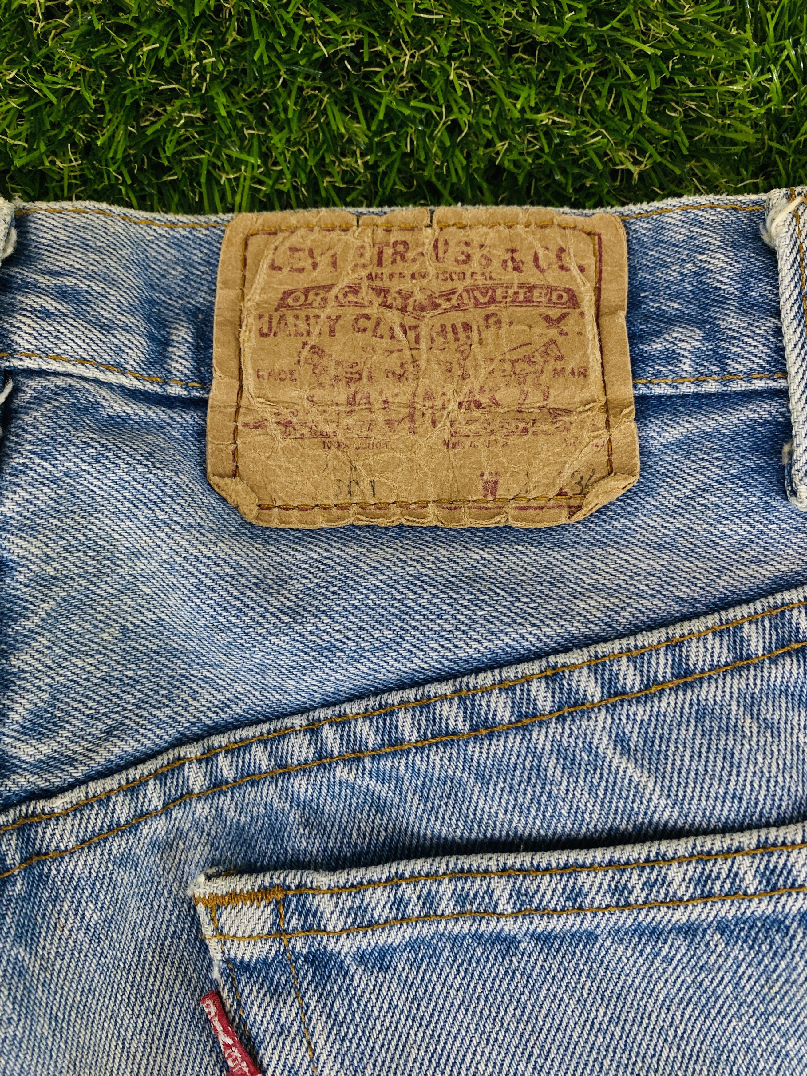 Levi's Levi's 501 Vintage (P028) Size US 29 - 10 Thumbnail