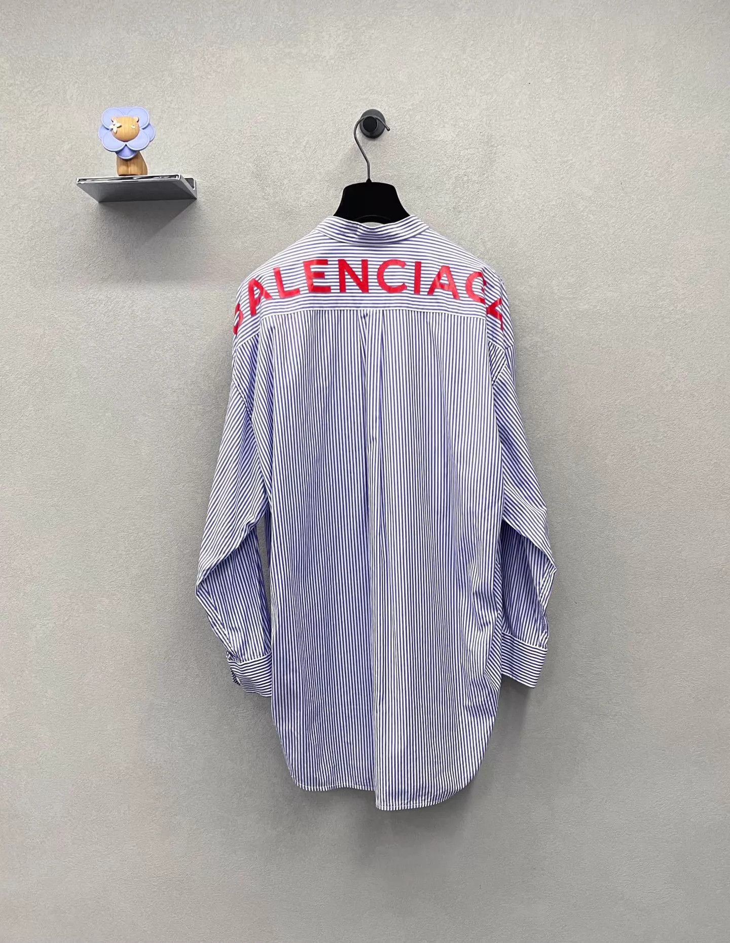 Balenciaga Balenciaga blue stripe shirt irregular hem artsy casual Size XS / US 0-2 / IT 36-38 - 2 Thumbnail